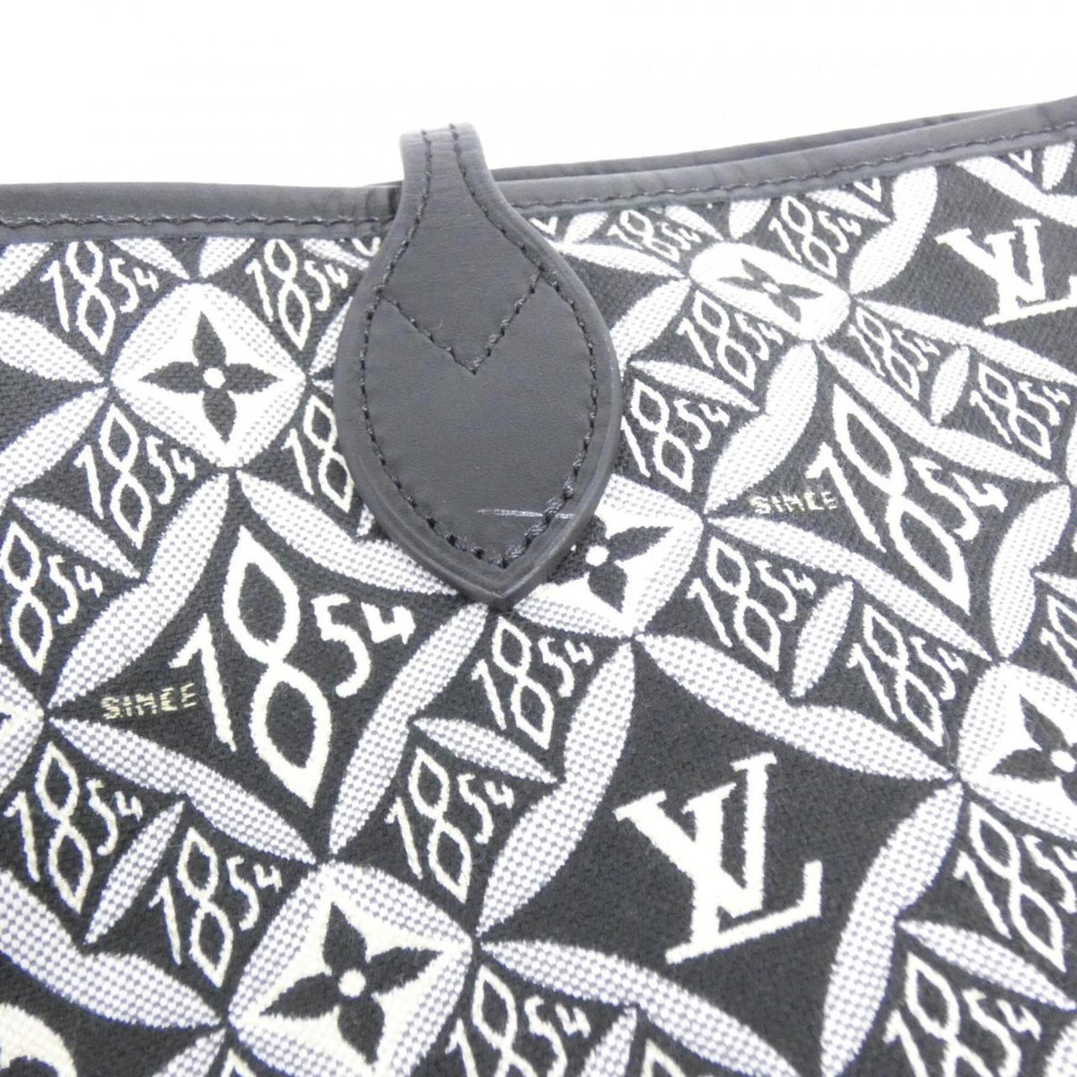 Louis Vuitton Gray Gris Jacquard Handbag (Pre-Owned)