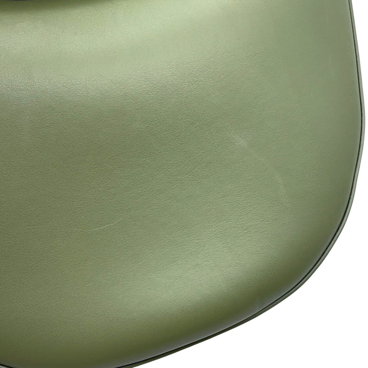 Loewe Khaki Leather Shoulder Bag (Pre-Owned)