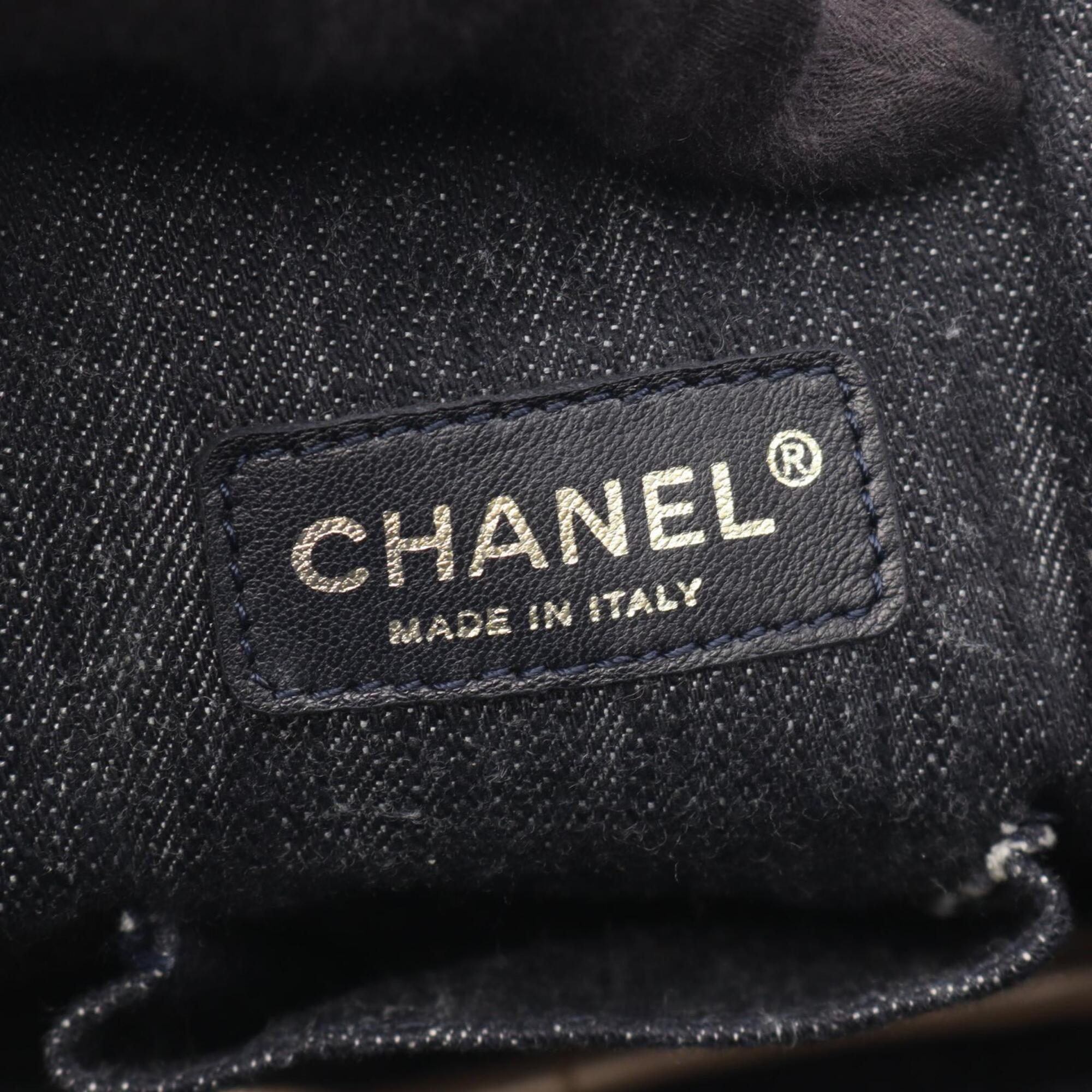 Chanel Navy Denim Leather Handbag (Pre-Owned)