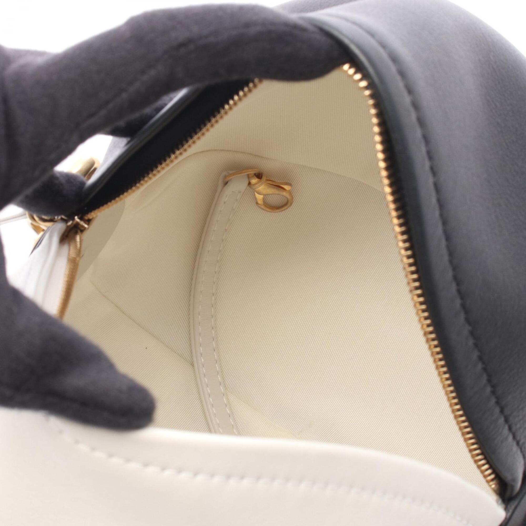 Chanel Black White Leather Handbag Shoulder Bag (Pre-Owned)
