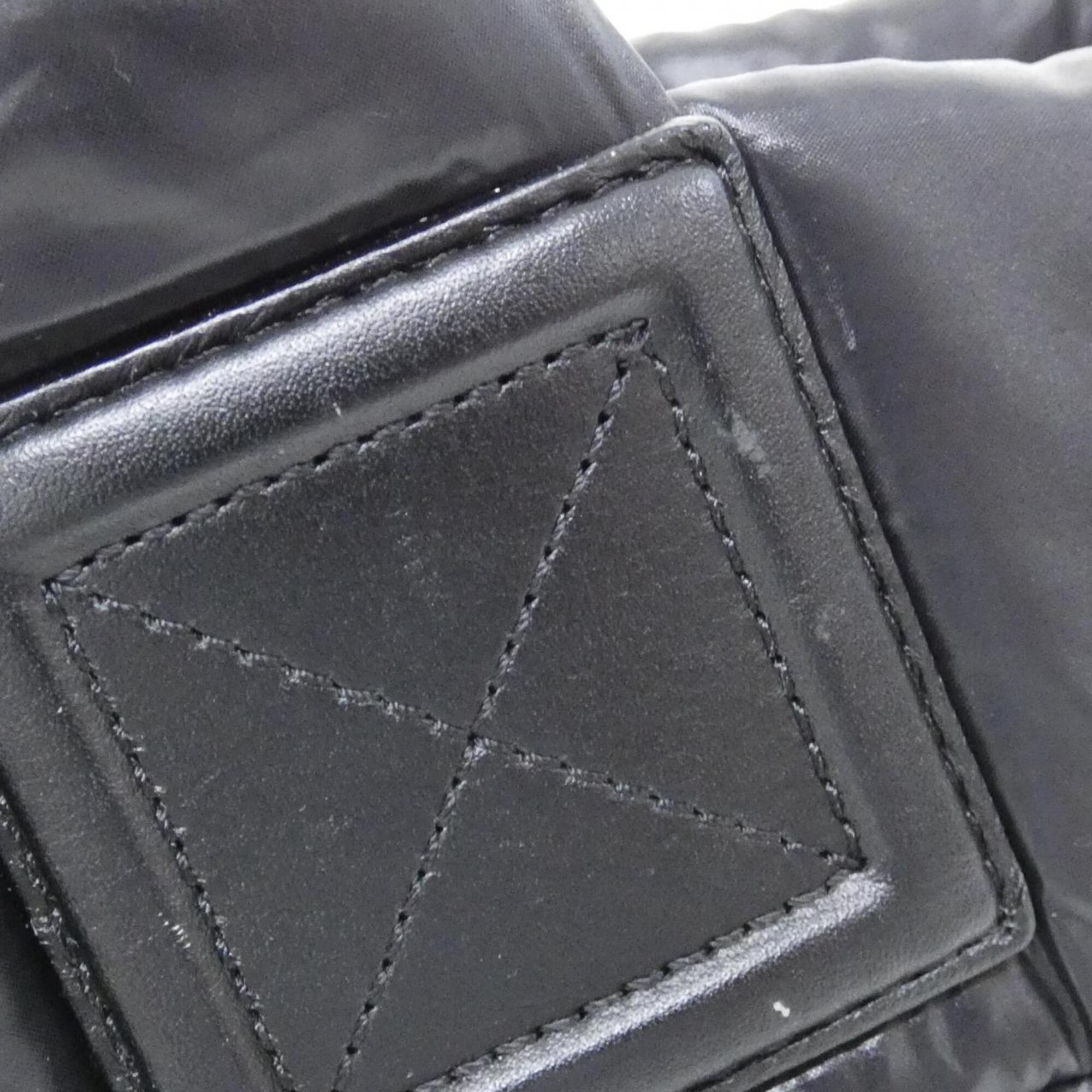 Chanel Black Nylon Handbag (Pre-Owned)