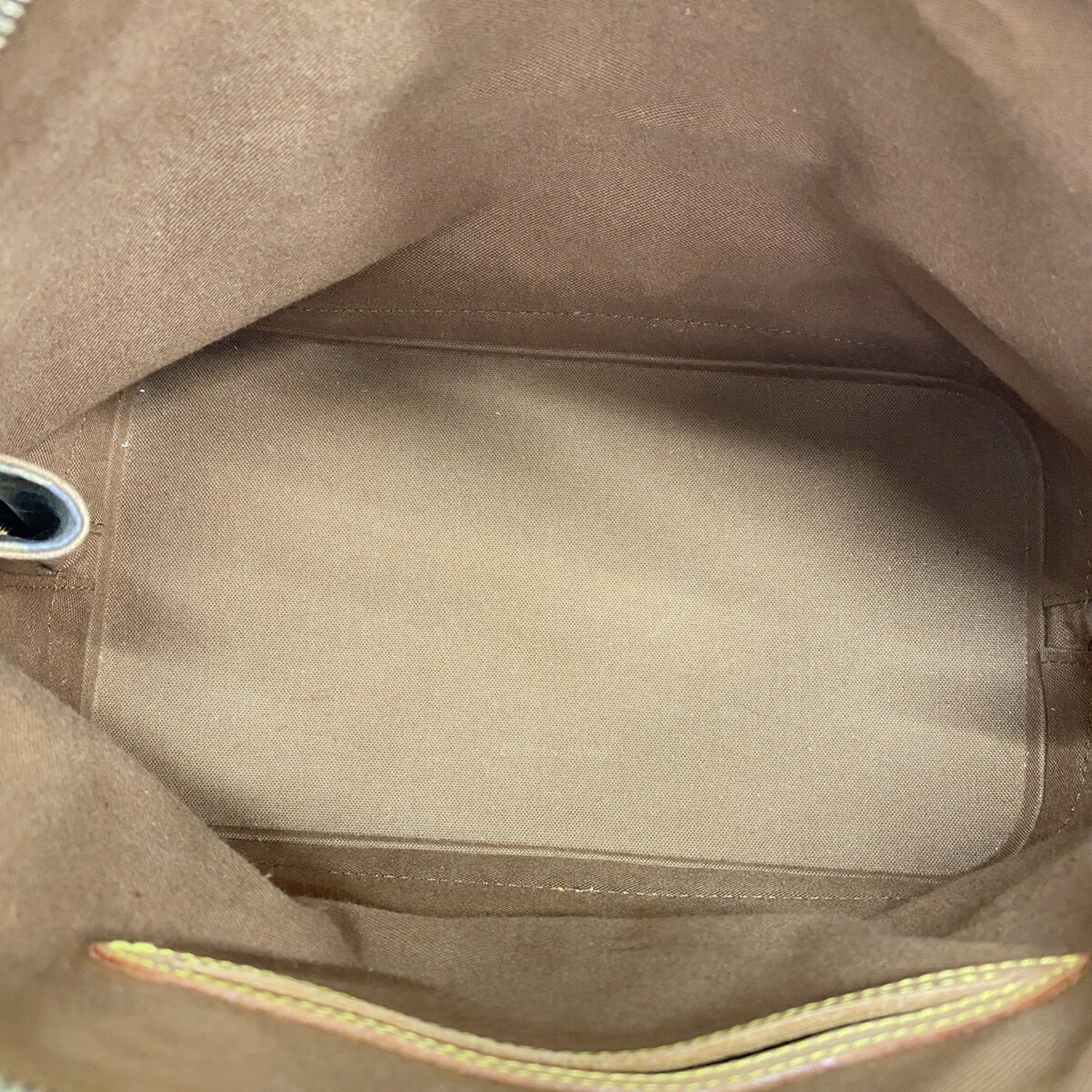 Louis Vuitton Brown Handbag (Pre-Owned)
