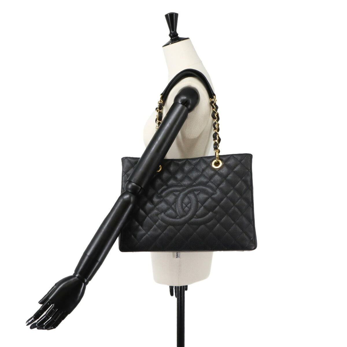 Chanel Matelasse Black Grained Calfskin Handbag Tote Bag (Pre-Owned)