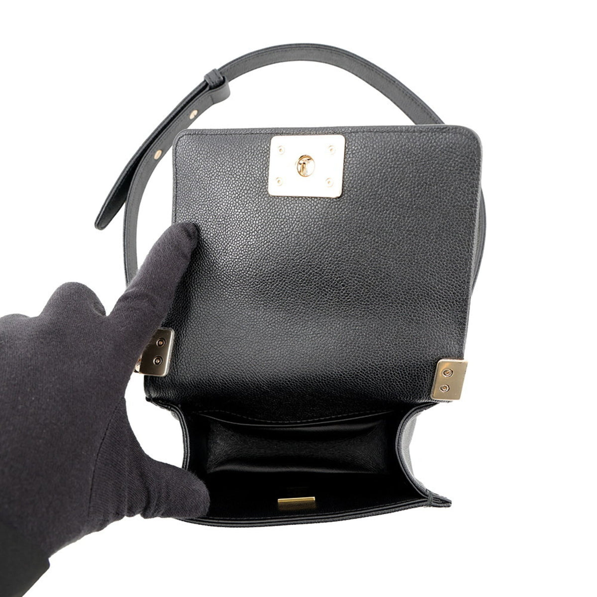 Chanel Boy Chanel Black Grained Calfskin Handbag Shoulder Bag (Pre-Owned)