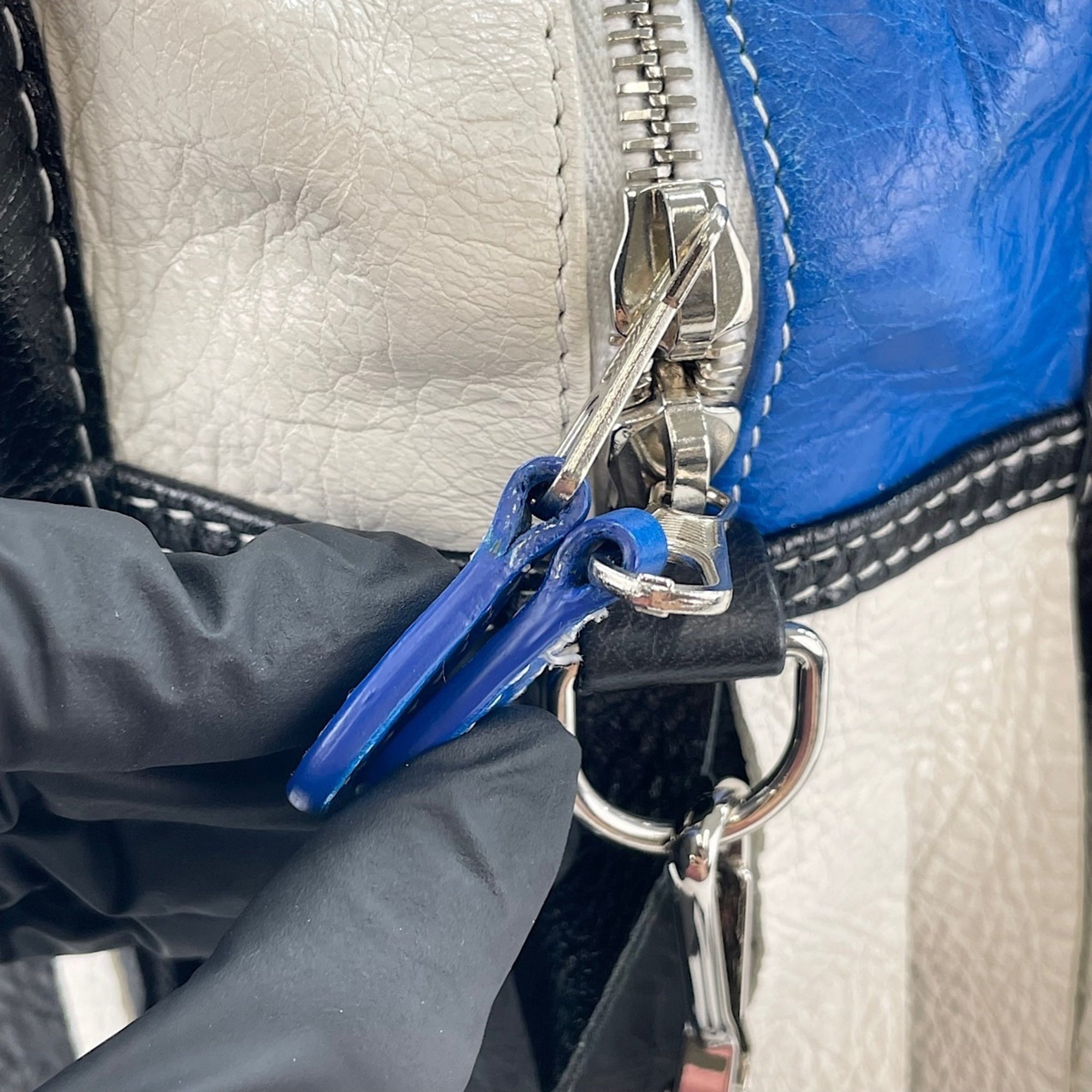 Balenciaga Black Handbag (Pre-Owned)