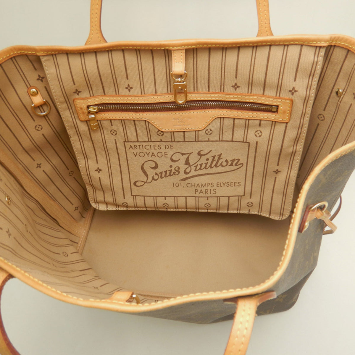 Louis Vuitton Brown Monogram Canvas Tote Bag (Pre-Owned)