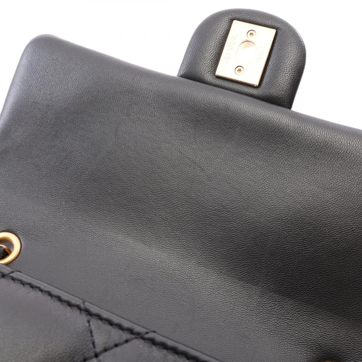 Chanel Black Leather Handbag Shoulder Bag (Pre-Owned)