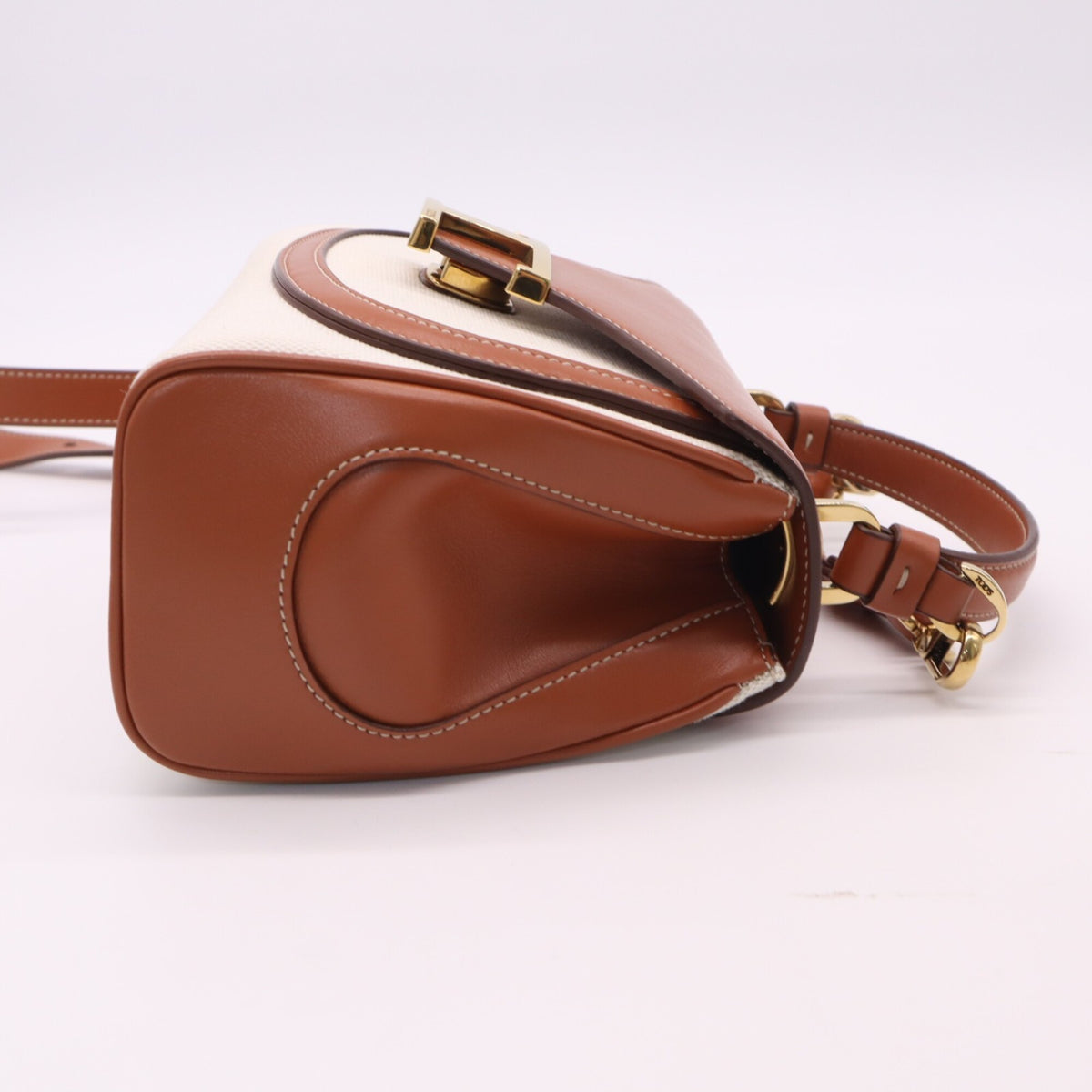 Tod's Beige Brown Canvas Shoulder Bag (Pre-Owned)