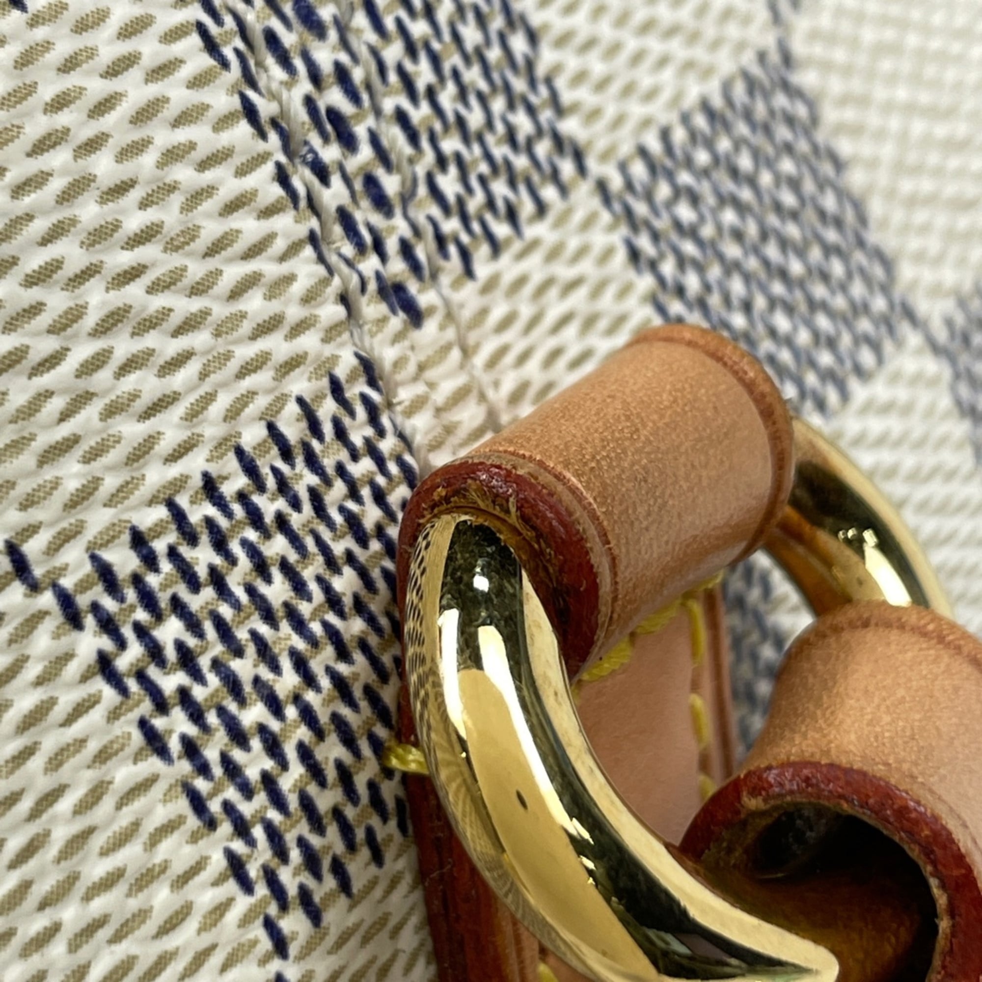 Louis Vuitton White Damier Azur Shoulder Bag Tote Bag (Pre-Owned)