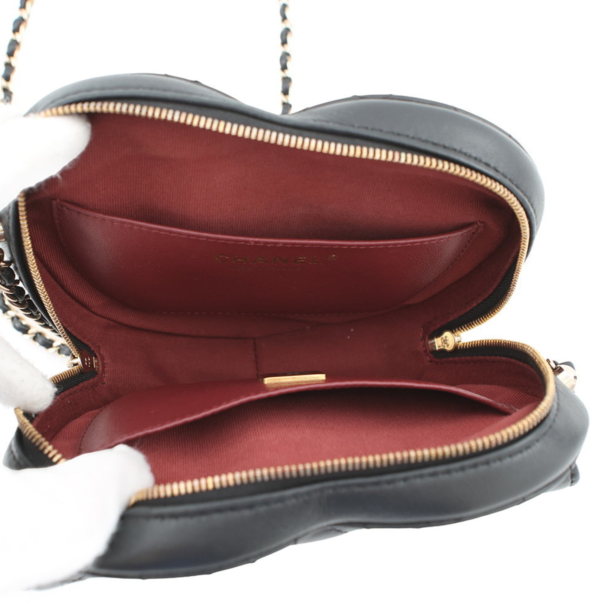 Chanel Black Leather Handbag Shoulder Bag (Pre-Owned)