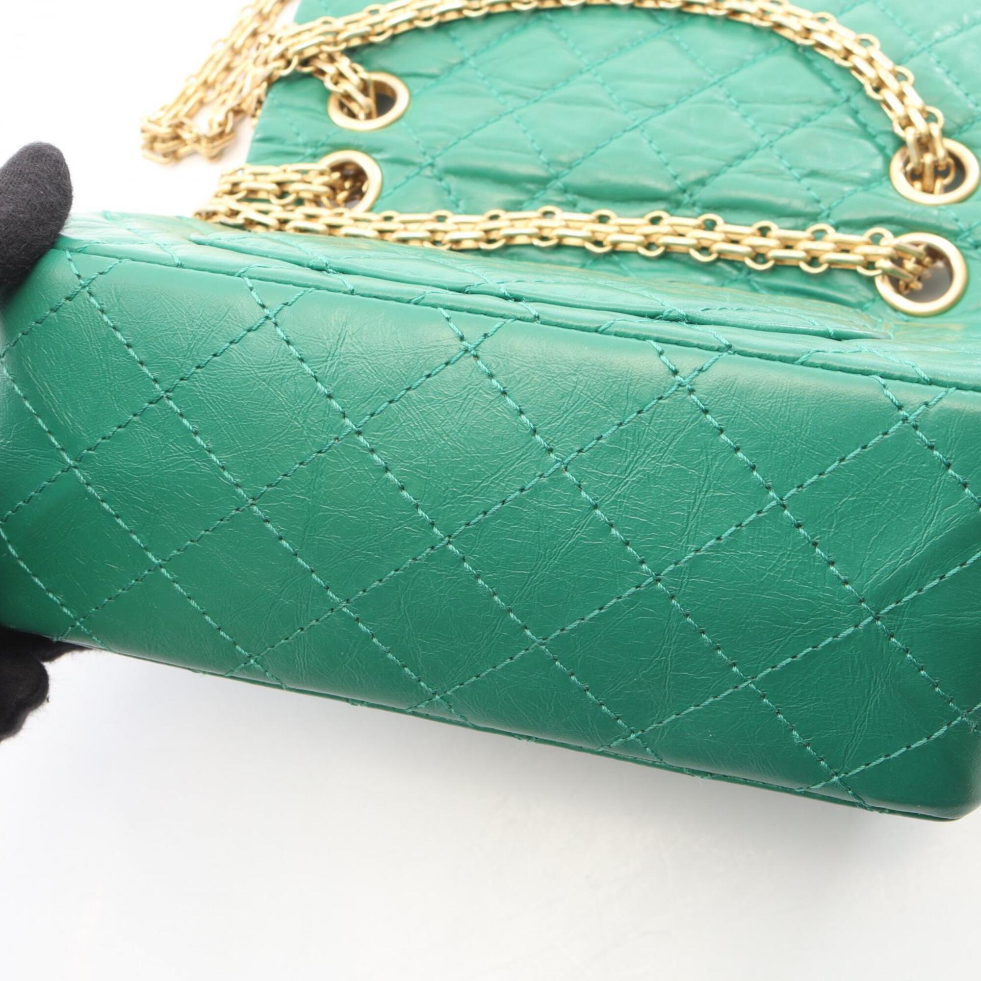 Chanel Green Leather Handbag Shoulder Bag (Pre-Owned)