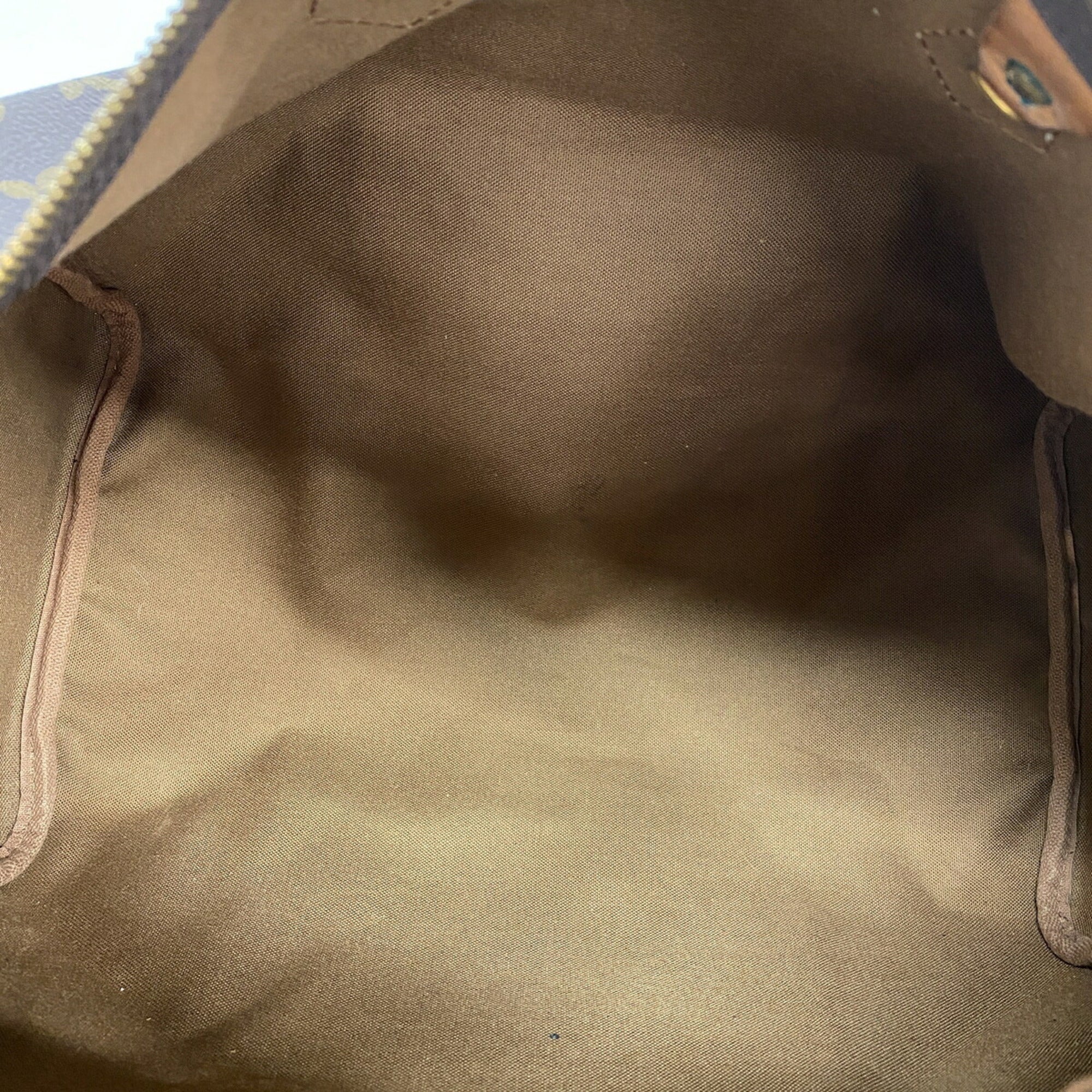 Louis Vuitton Brown Handbag (Pre-Owned)