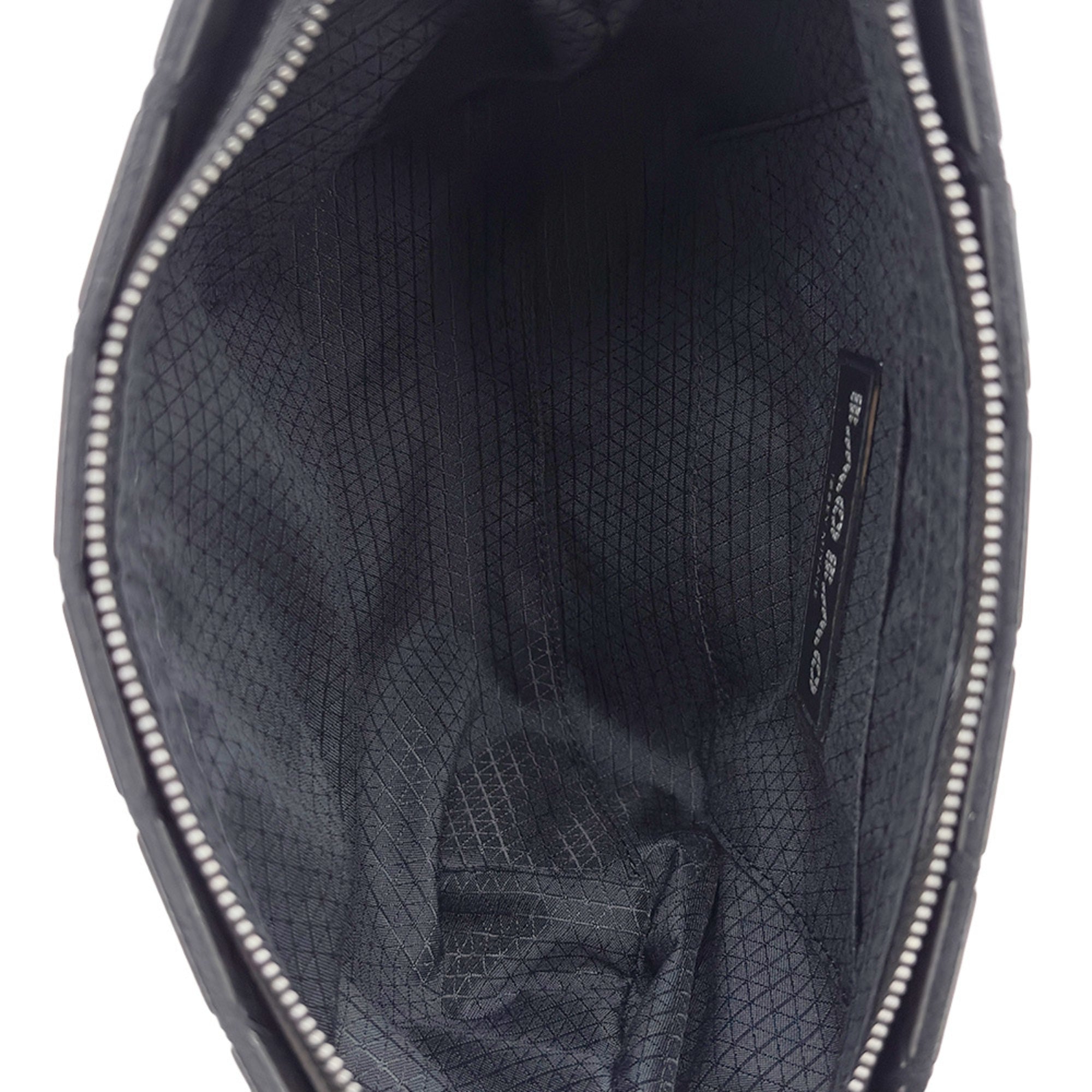 Issey Miyake Black Shoulder Bag (Pre-Owned)