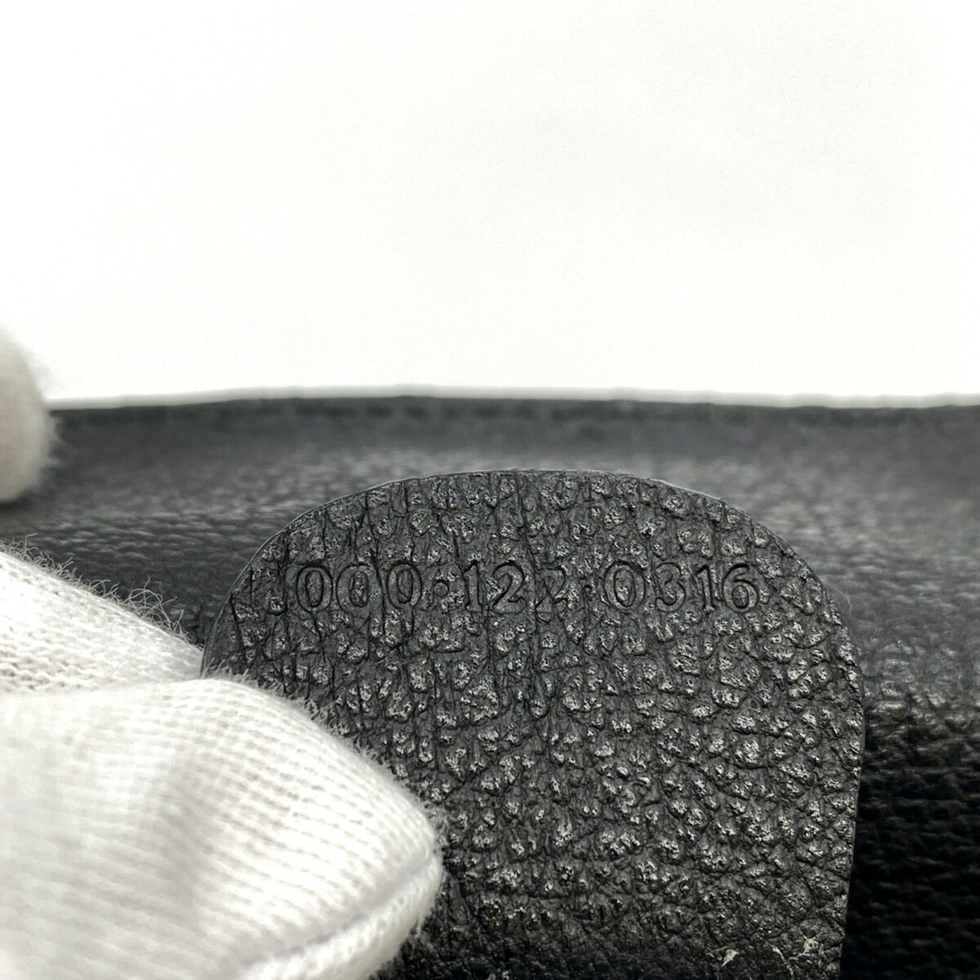 Gucci Black Suede Handbag (Pre-Owned)