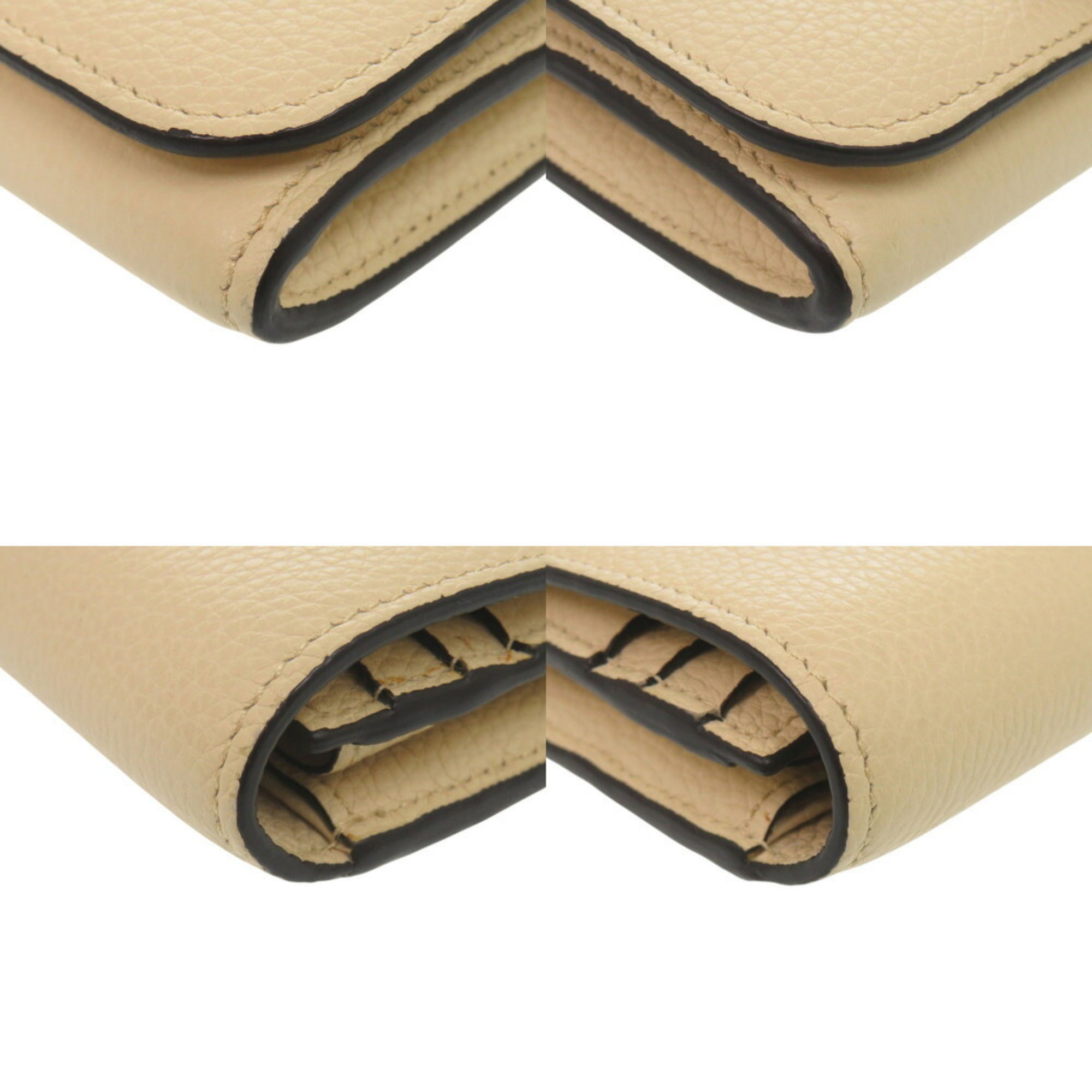 Chloé Beige Leather Long Wallet (Bi-Fold) (Pre-Owned)