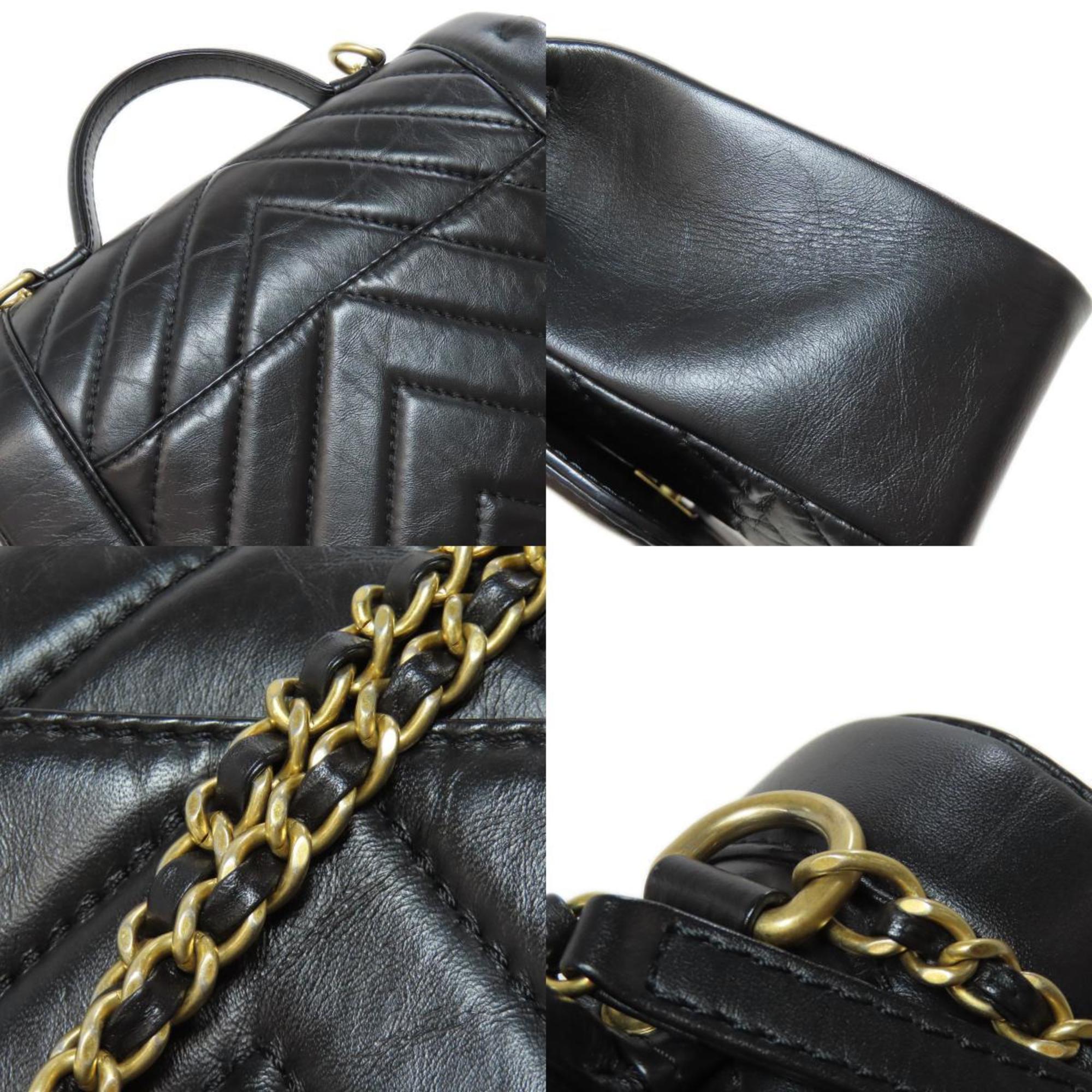 Chanel Black Leather Handbag (Pre-Owned)