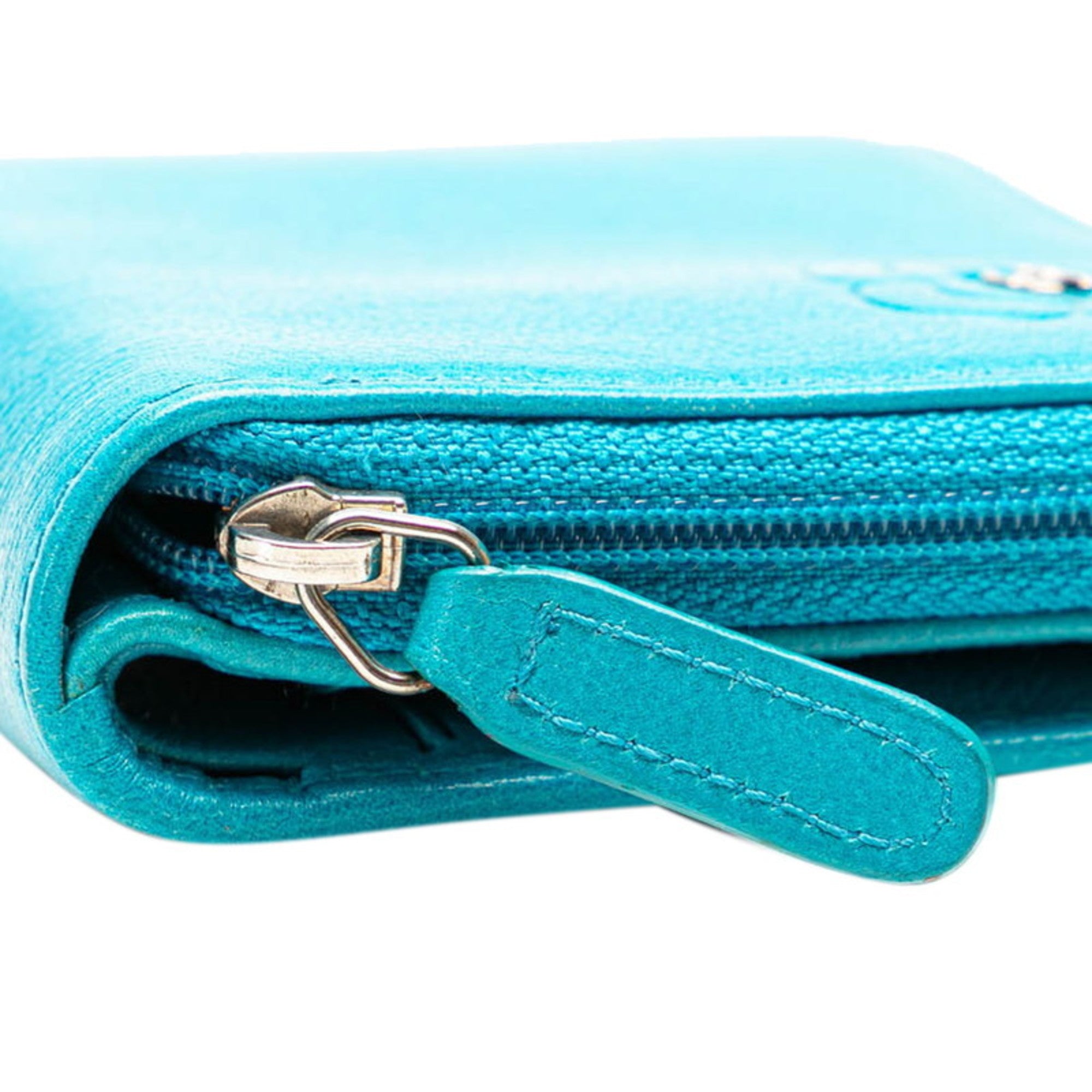 Chanel Light Blue Leather Wallet (Bi-Fold) (Pre-Owned)