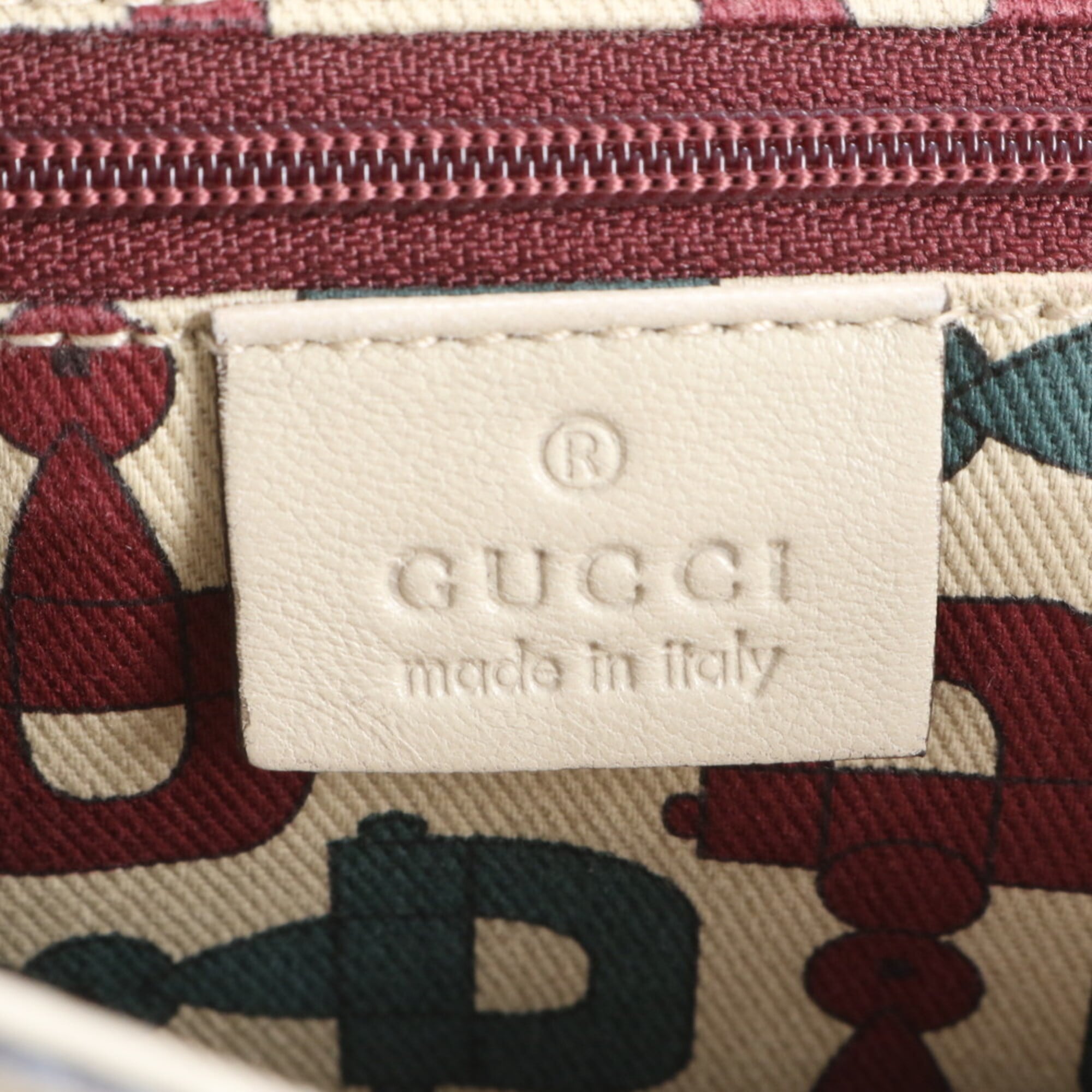 Gucci Guccissima Ivory Leather Shoulder Bag (Pre-Owned)