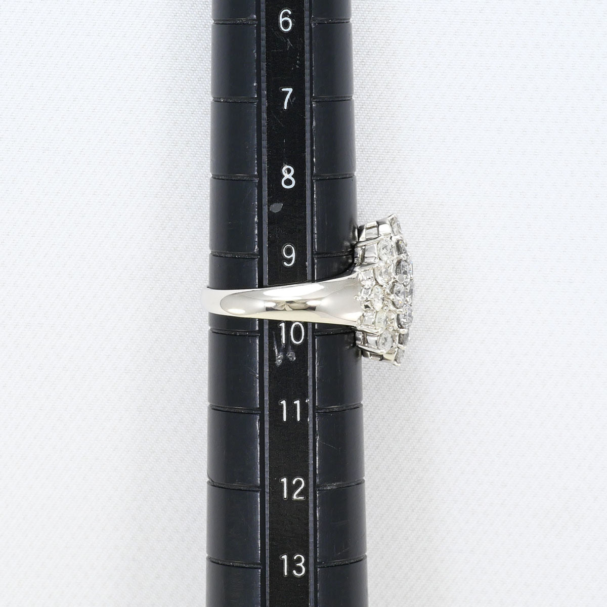 Unbranded Platinum Platinum 900 Band Ring (Pre-Owned)