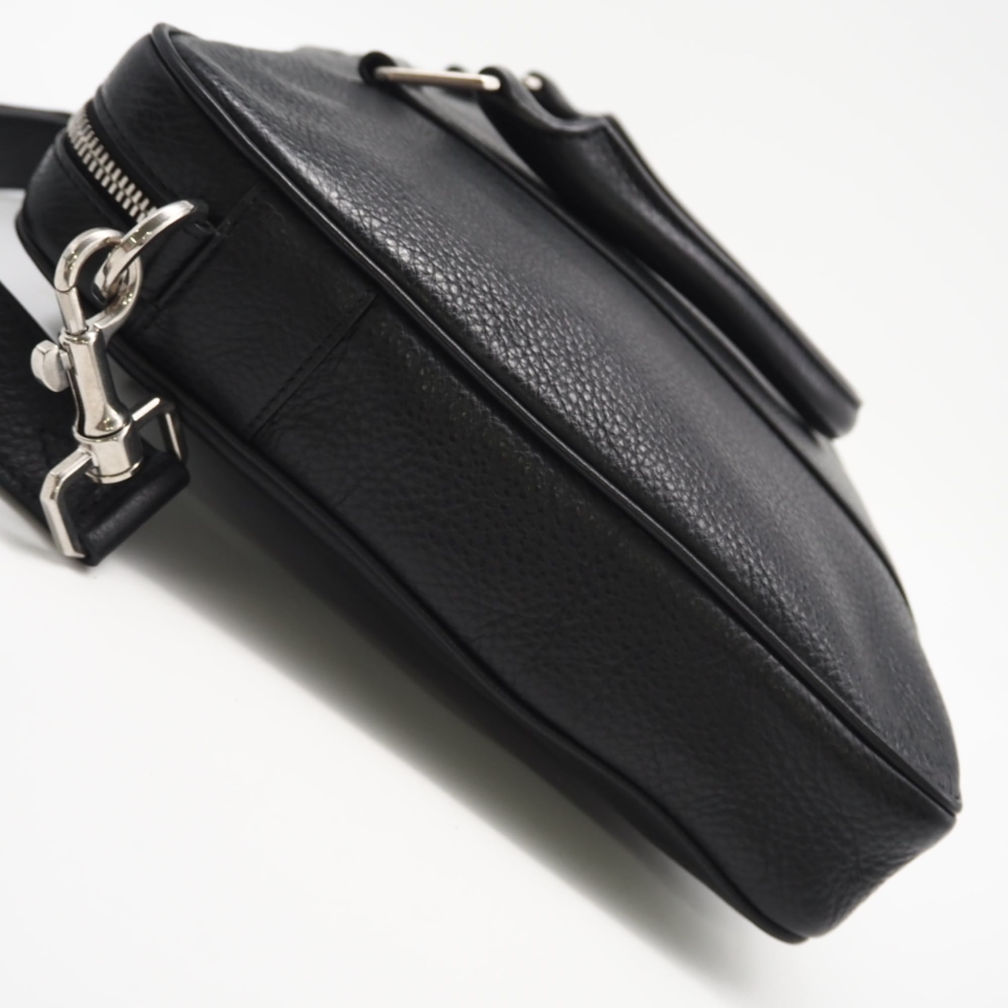 Bottega Veneta Black Leather Briefcase (Pre-Owned)