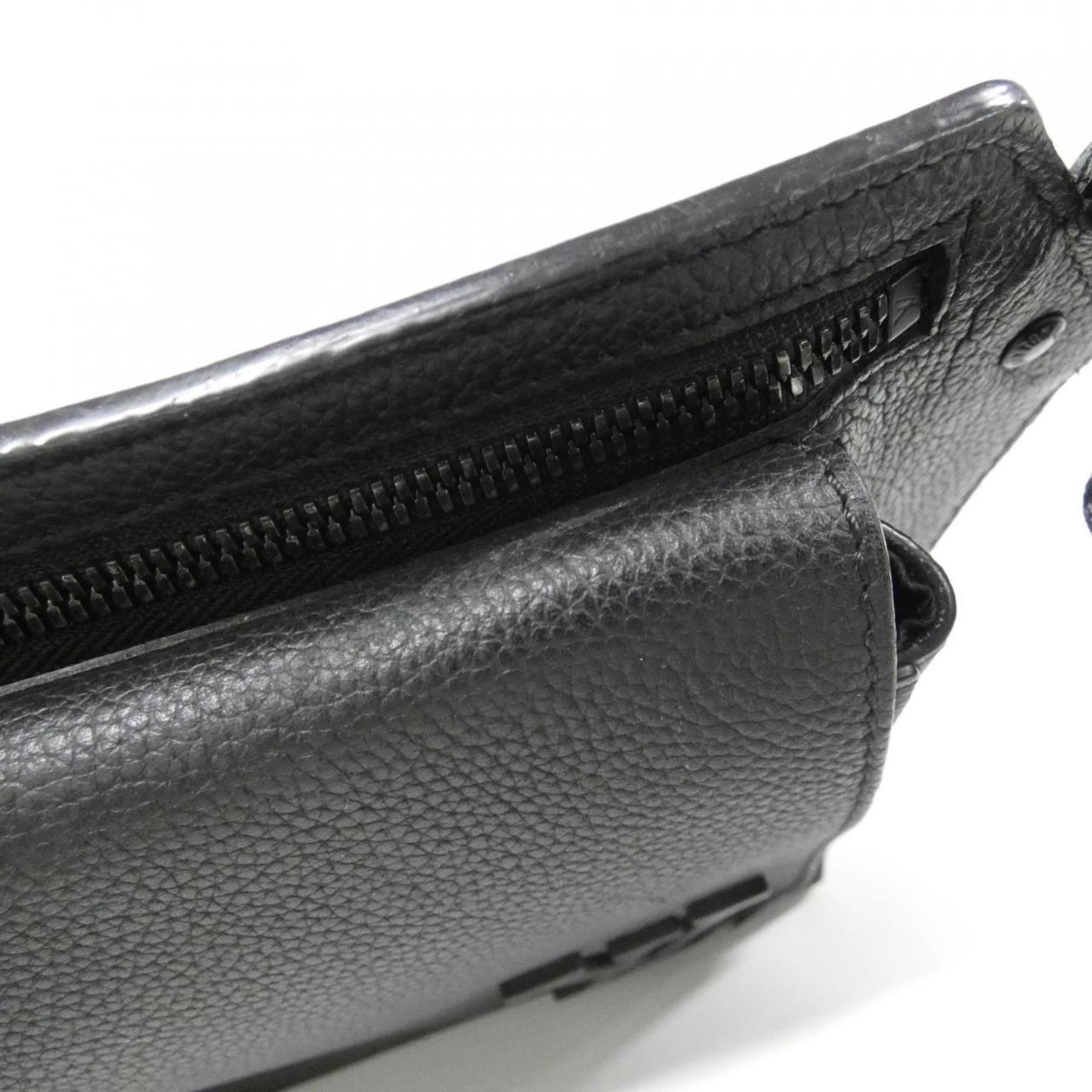 Louis Vuitton Black Leather Shoulder Bag (Pre-Owned)