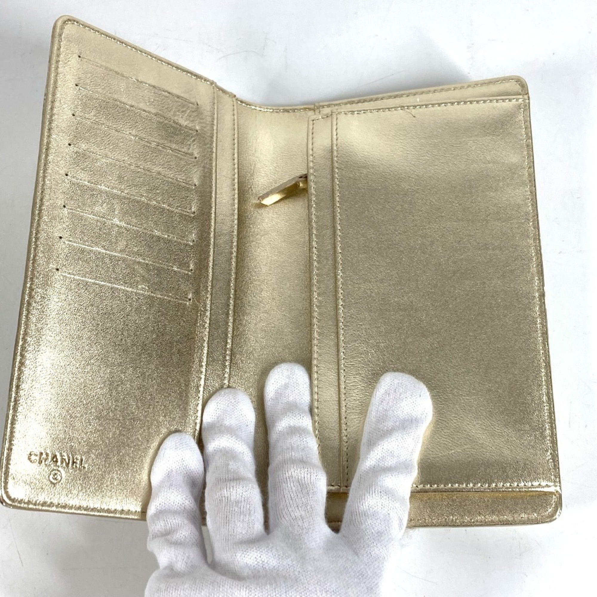 Chanel Gold Leather Long Wallet (Bi-Fold) (Pre-Owned)