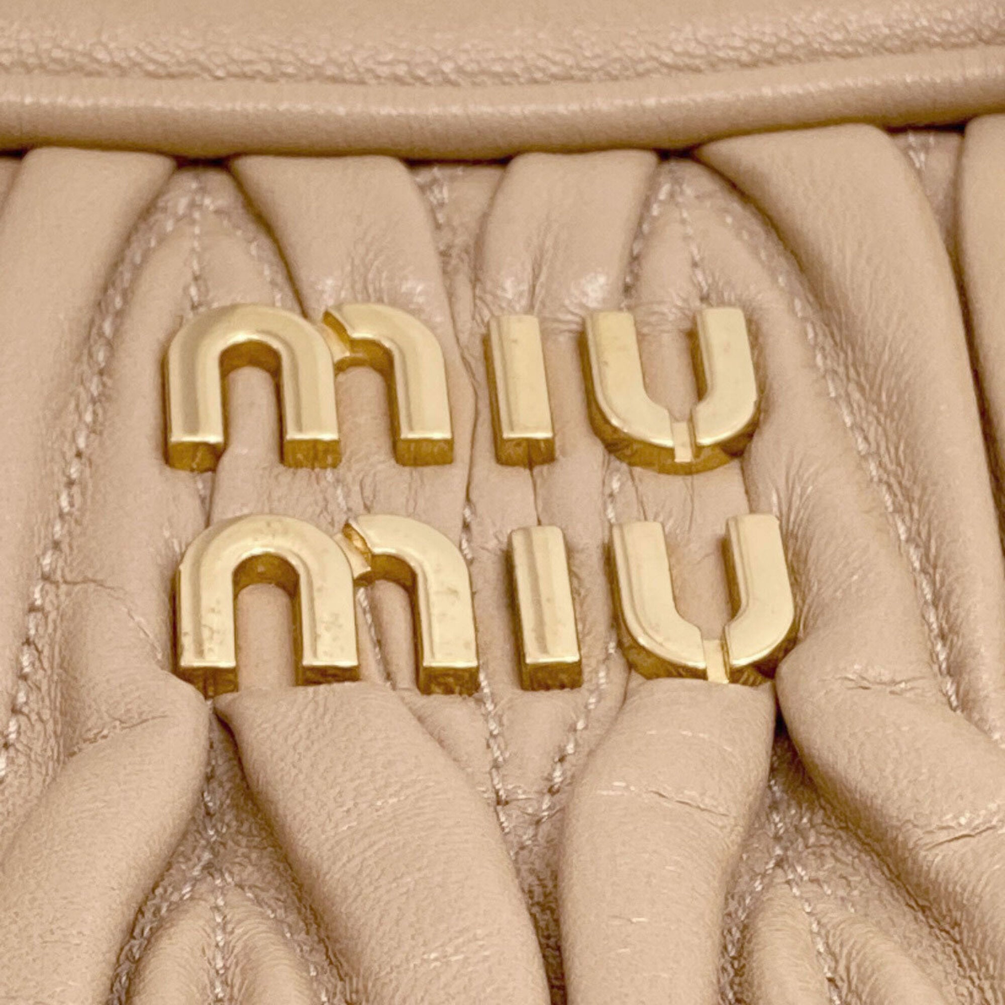 Miu Miu Brown Leather Handbag (Pre-Owned)