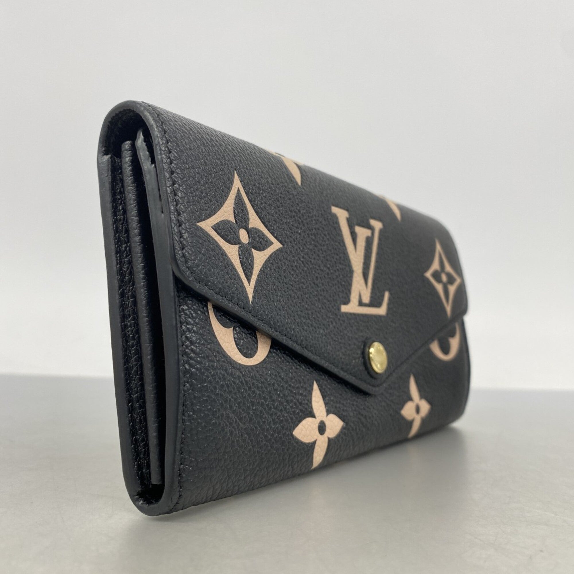 Louis Vuitton Beige Black Long Wallet (Bi-Fold) (Pre-Owned)