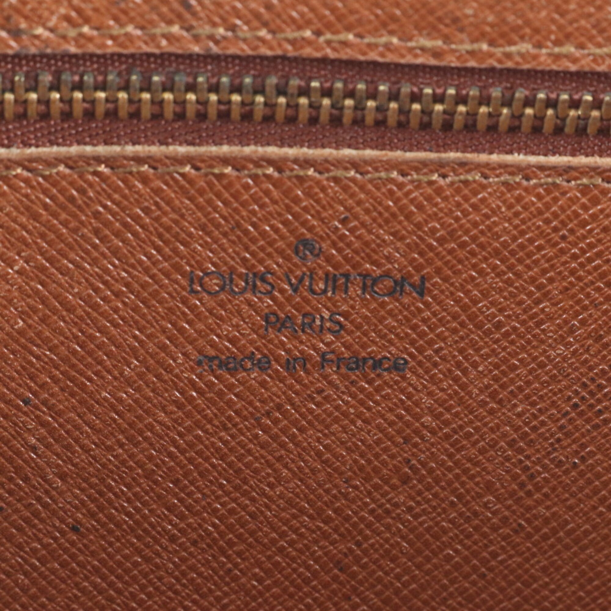 Louis Vuitton Brown Monogram Leather Coated Canvas Clutch Bag (Pre-Owned)
