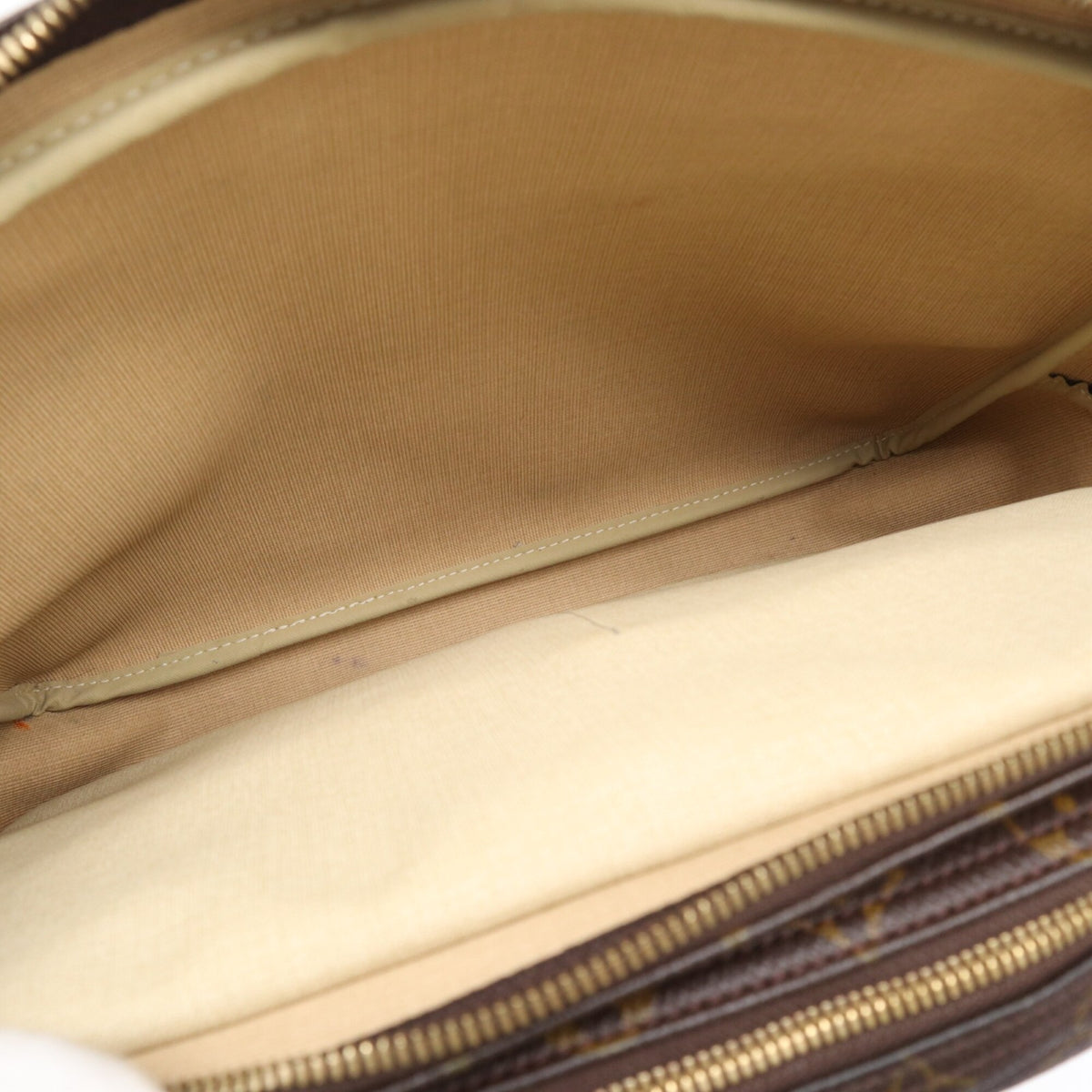 Louis Vuitton Beige Brown Monogram Coated Canvas Leather Shoulder Bag (Pre-Owned)