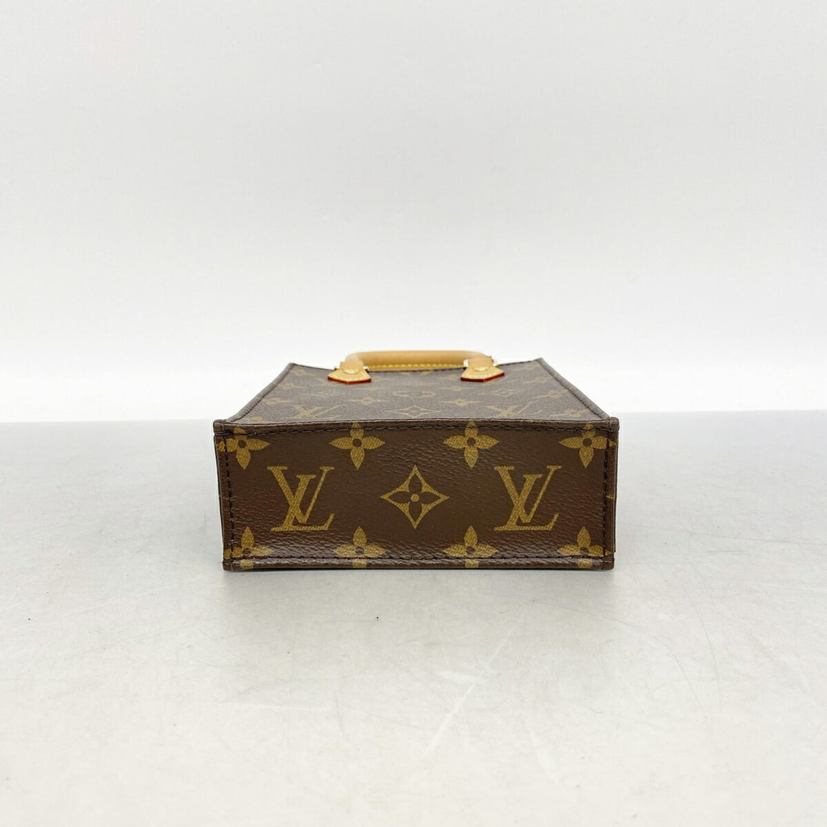 Louis Vuitton Brown Handbag (Pre-Owned)