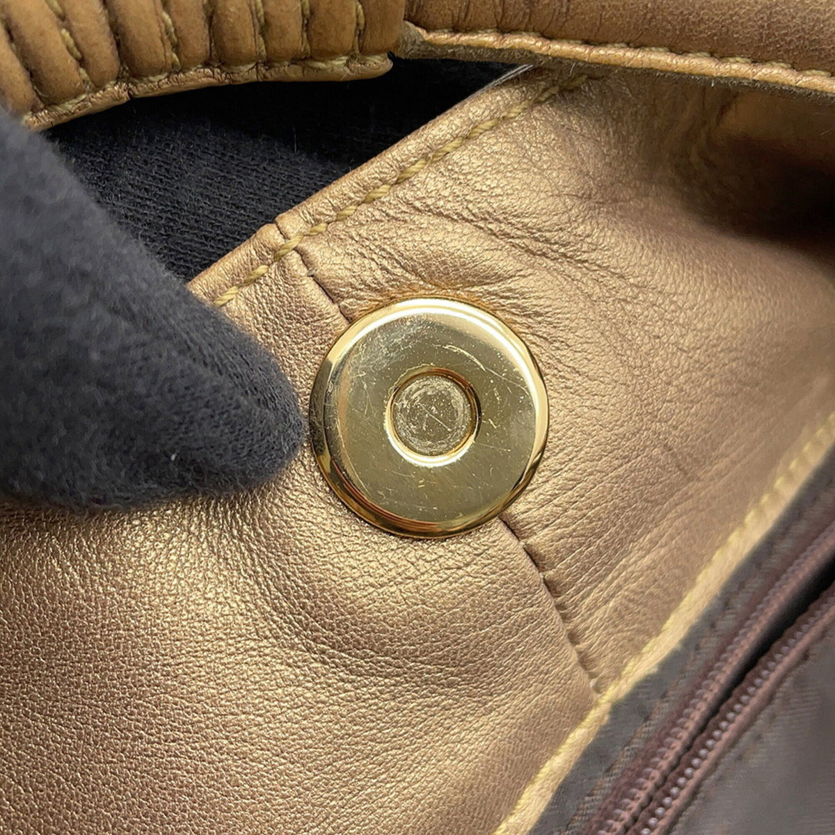 Loewe Brown Leather Handbag (Pre-Owned)