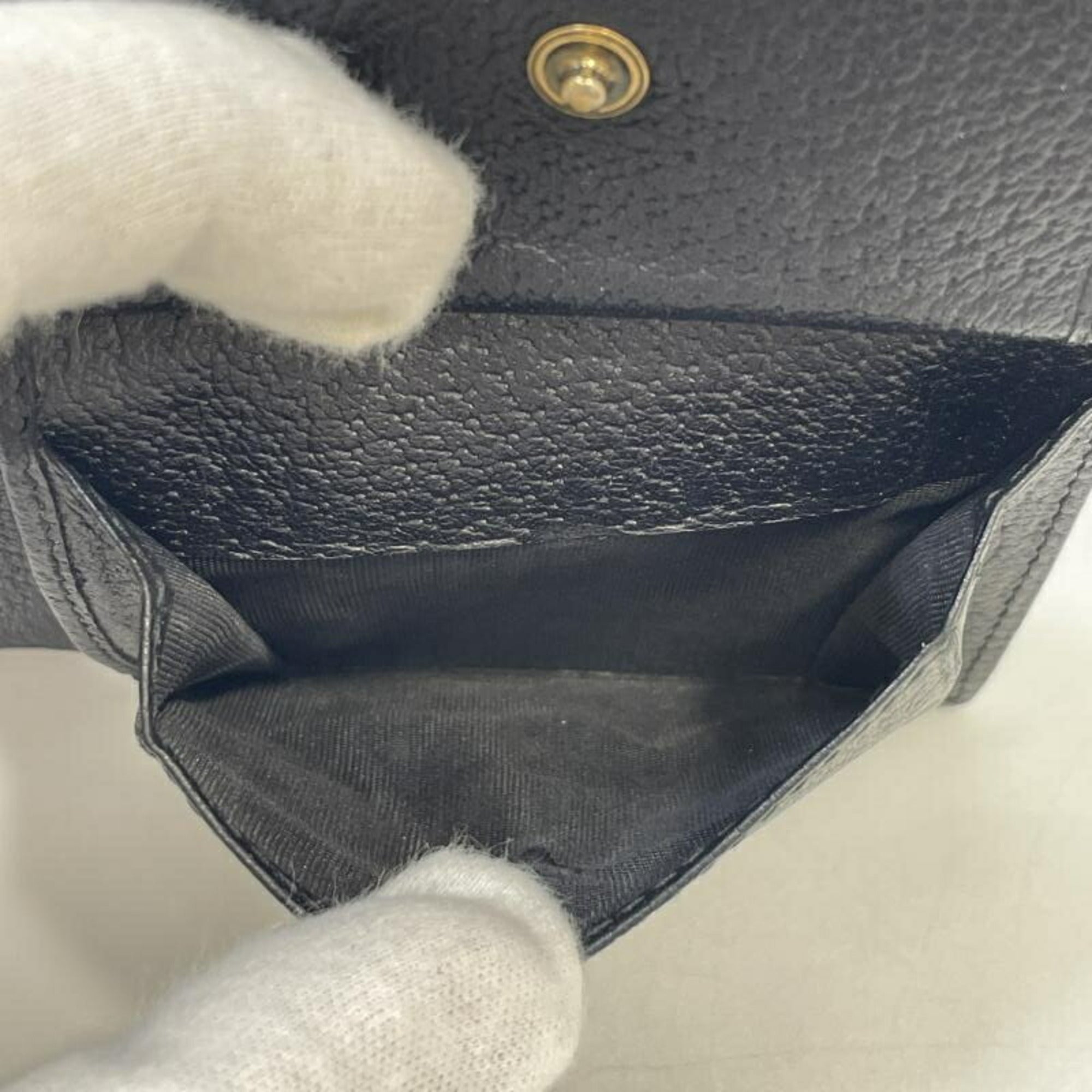 Gucci Black Leather Wallet (Bi-Fold) (Pre-Owned)
