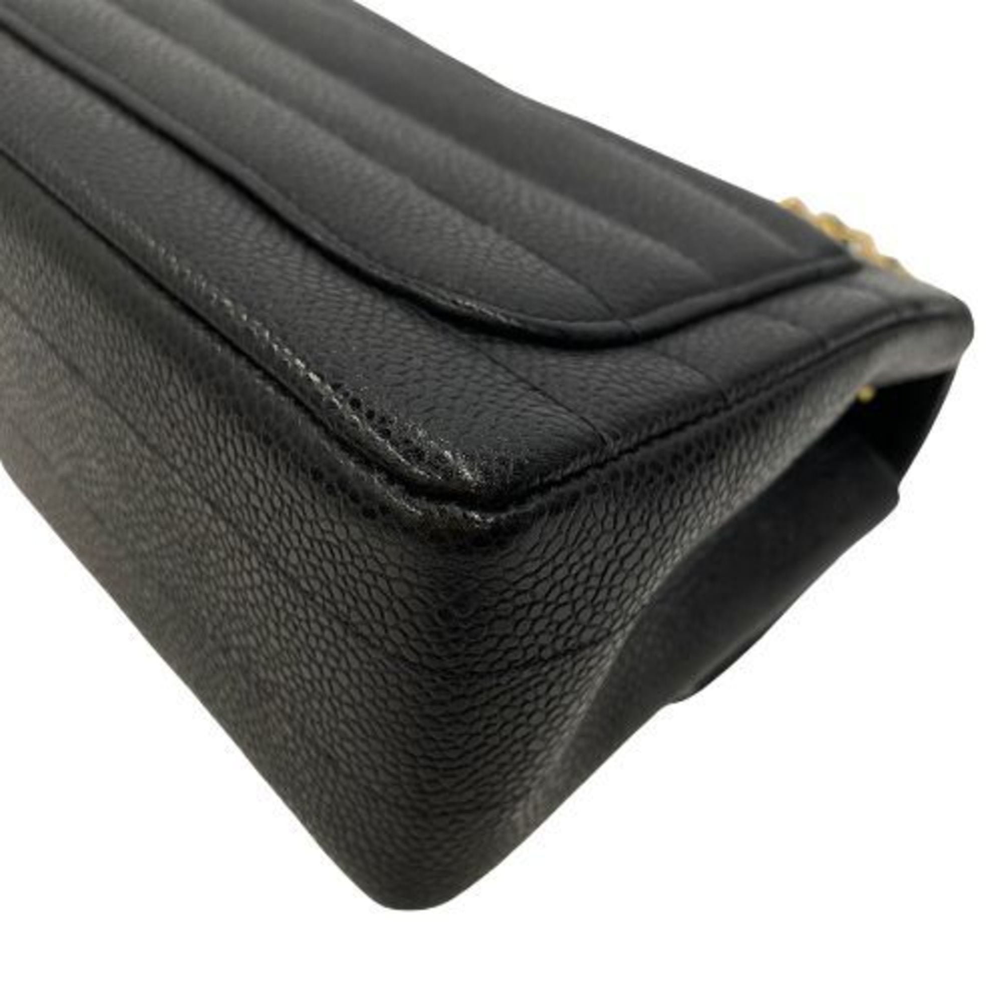 Chanel Black Shoulder Bag (Pre-Owned)