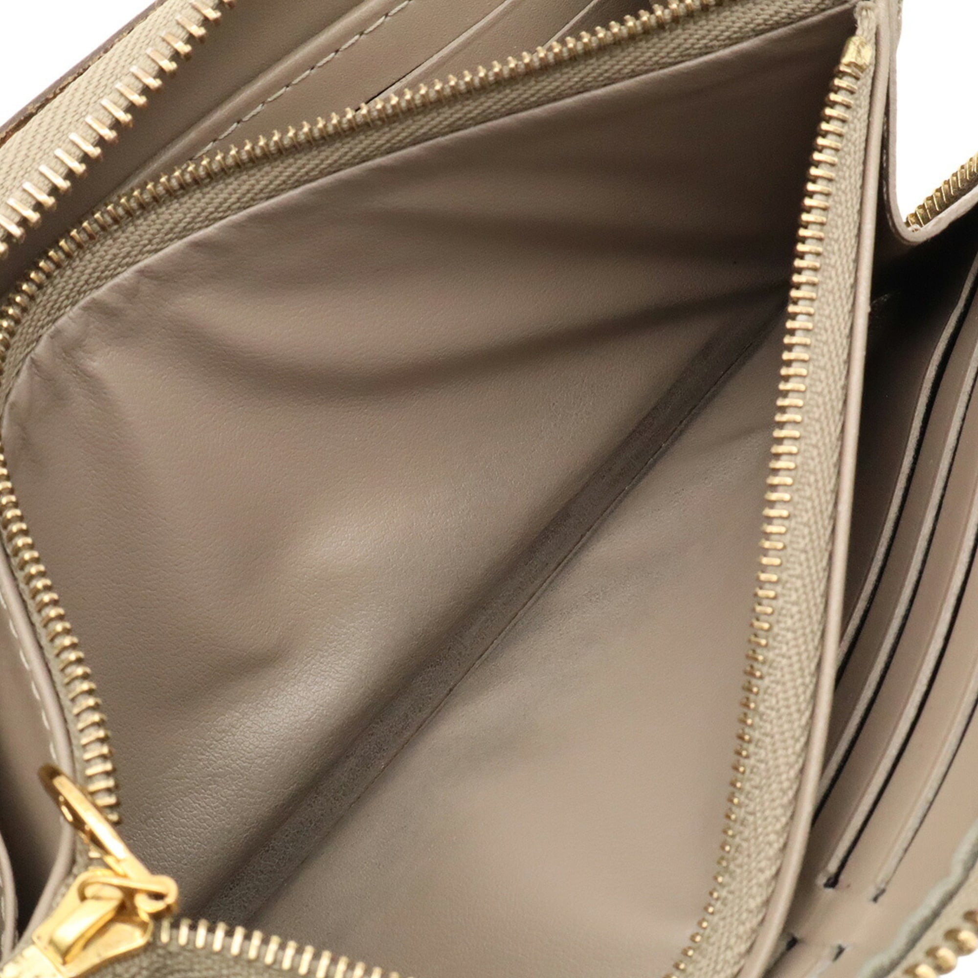 Louis Vuitton Velone Suhali Leather Leather Long Wallet (Bi-Fold) (Pre-Owned)