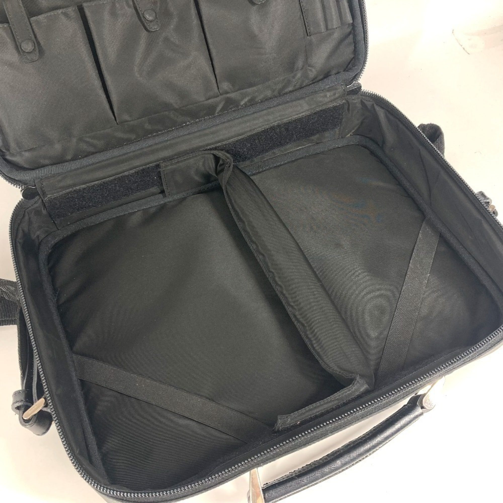 Prada Black Leather Nylon Handbag Shoulder Bag (Pre-Owned)