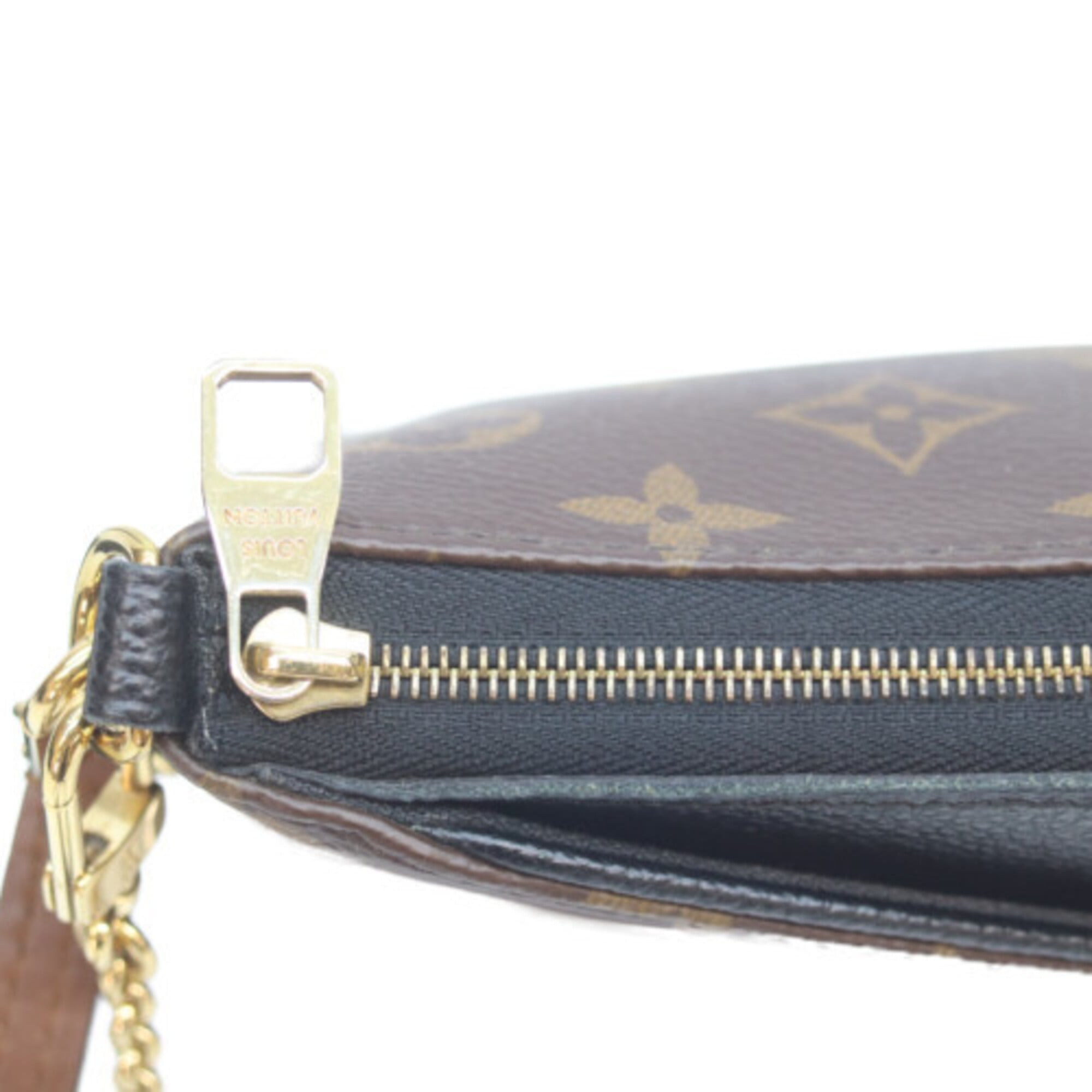 Louis Vuitton Beige Monogram Shoulder Bag (Pre-Owned)