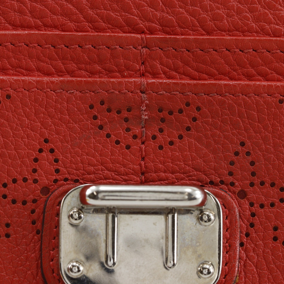 Louis Vuitton Red Color Monogram Mahina Leather Long Wallet (Bi-Fold) (Pre-Owned)