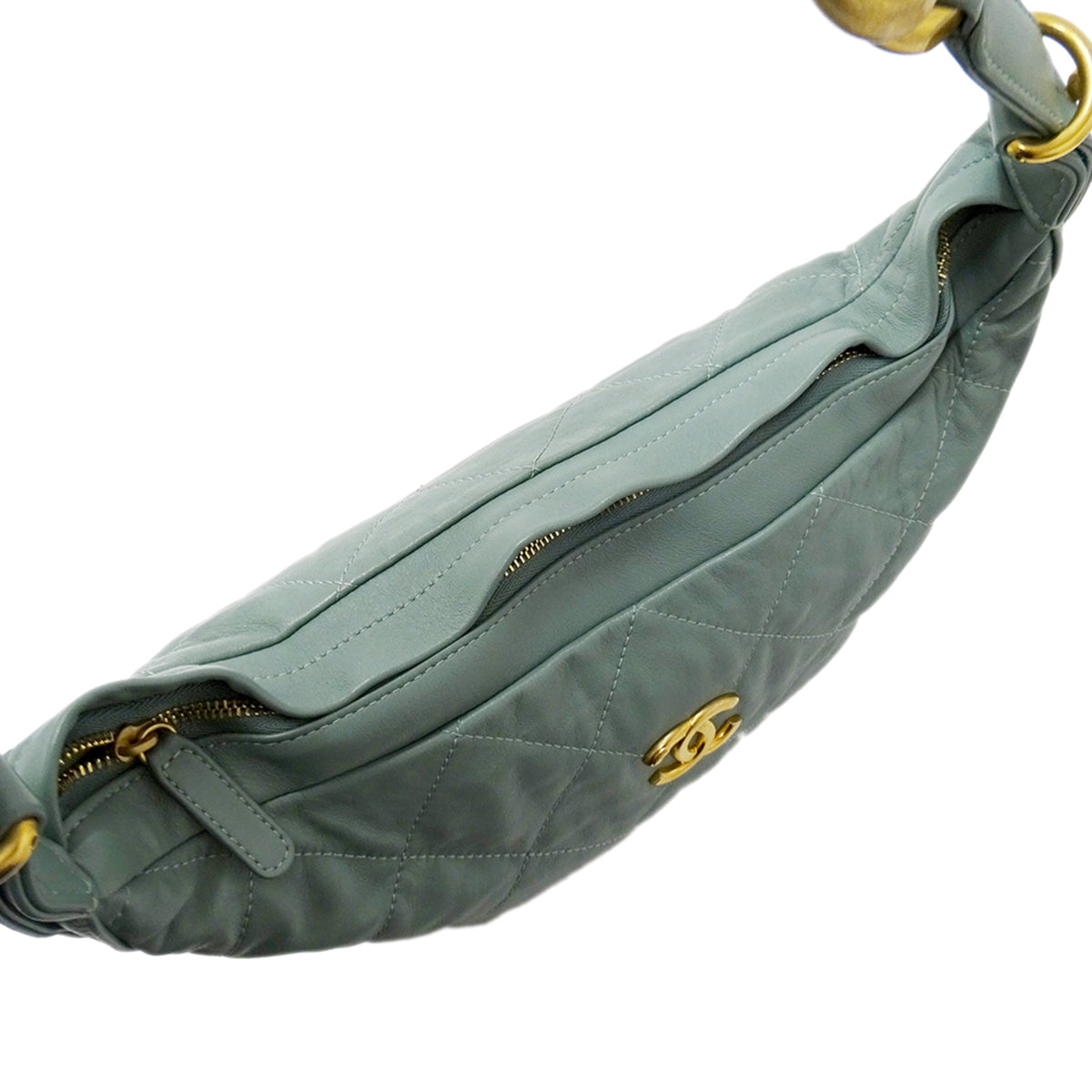 Chanel Green Leather Handbag Shoulder Bag (Pre-Owned)