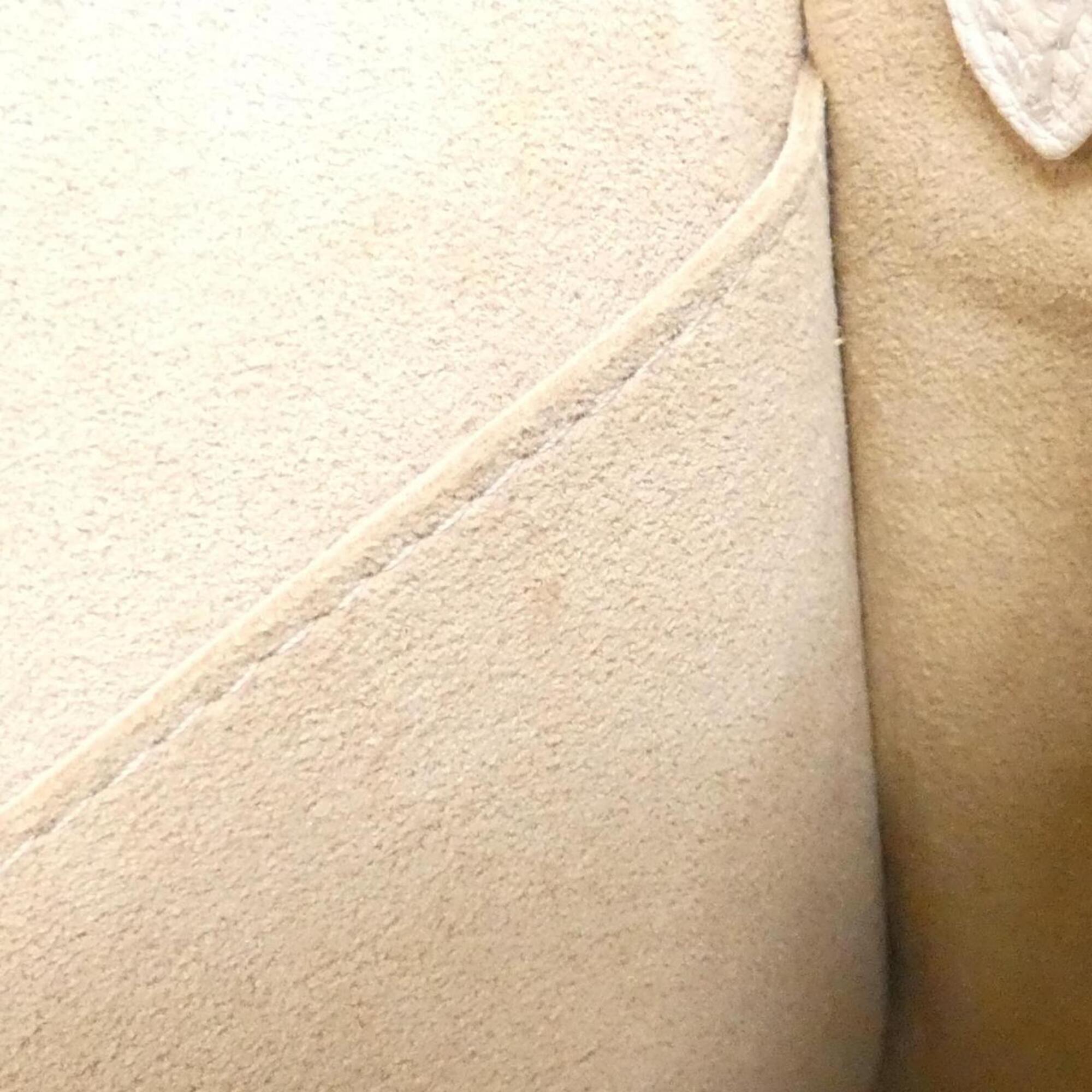 Louis Vuitton Beige Leather Shoulder Bag (Pre-Owned)