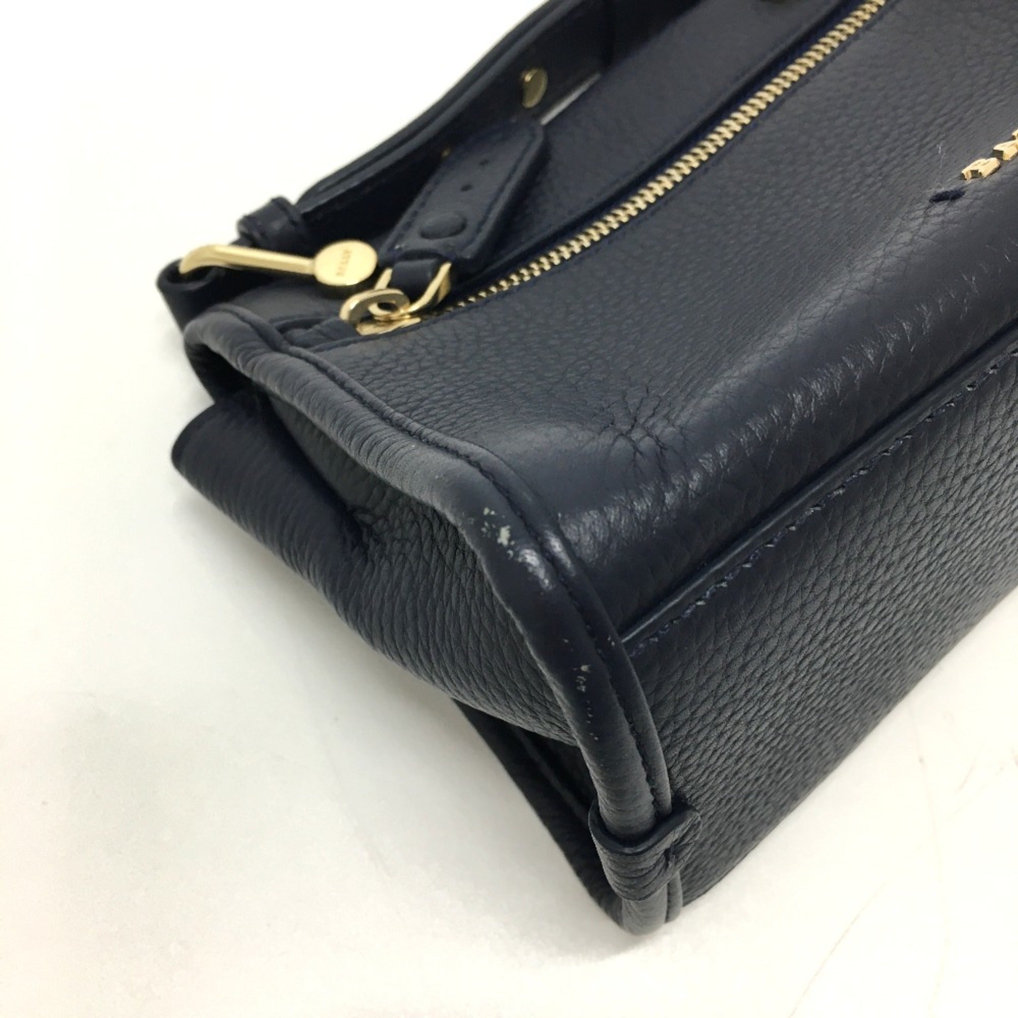 Bally Navy Leather Shoulder Bag (Pre-Owned)