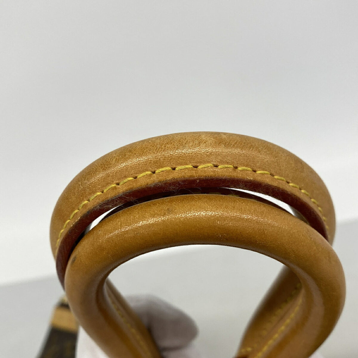 Louis Vuitton Brown Handbag (Pre-Owned)