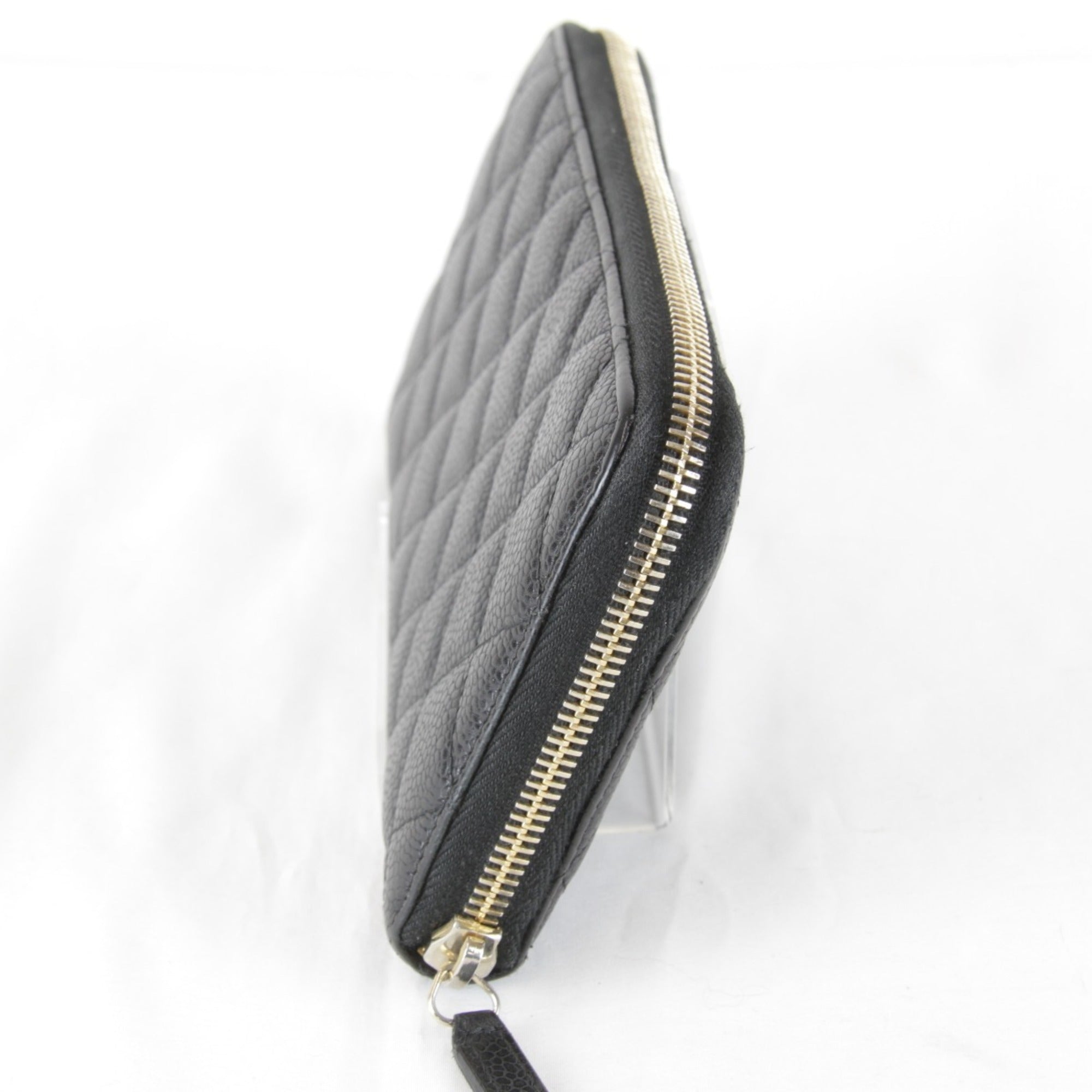 Chanel Black Leather Long Wallet (Bi-Fold) (Pre-Owned)