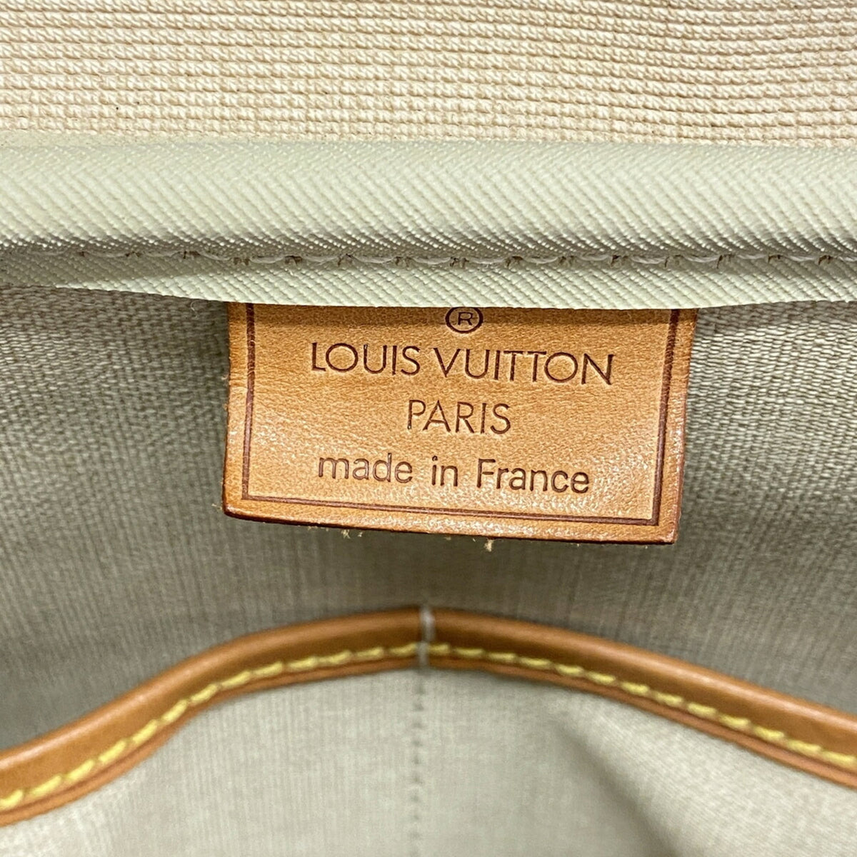 Louis Vuitton Brown Handbag (Pre-Owned)