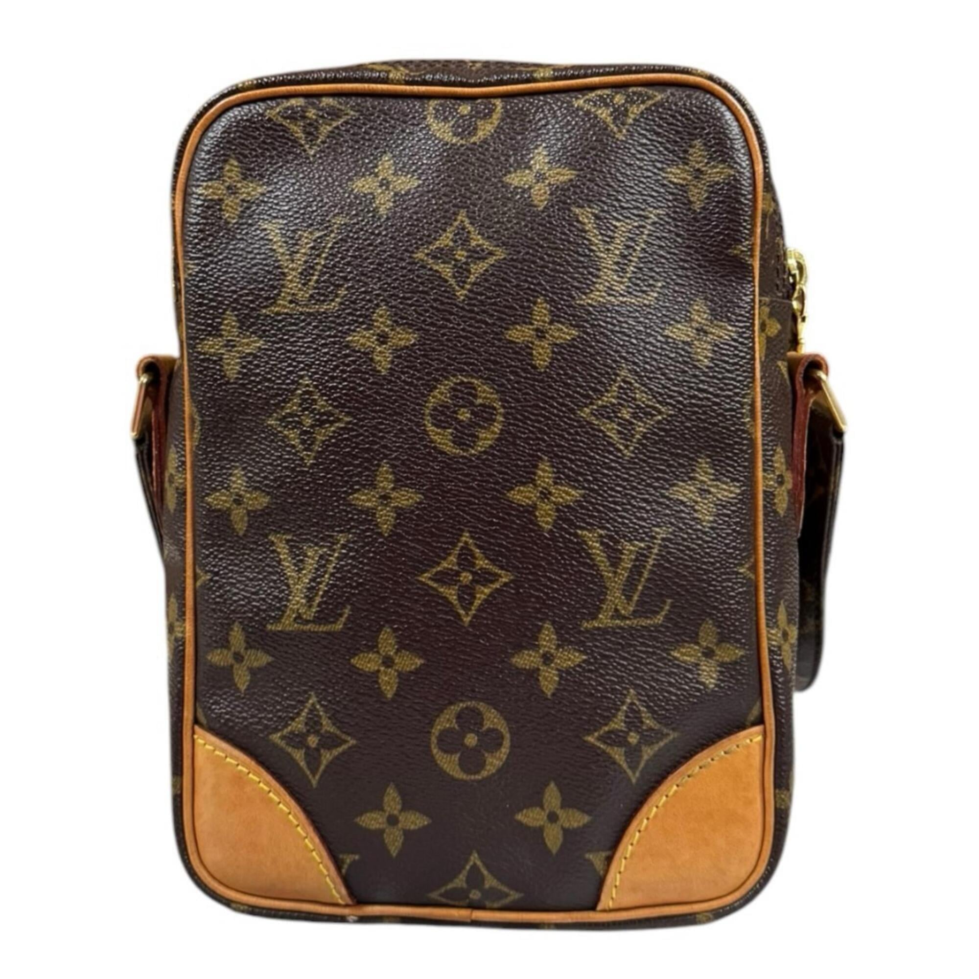 Louis Vuitton Brown Monogram Shoulder Bag (Pre-Owned)