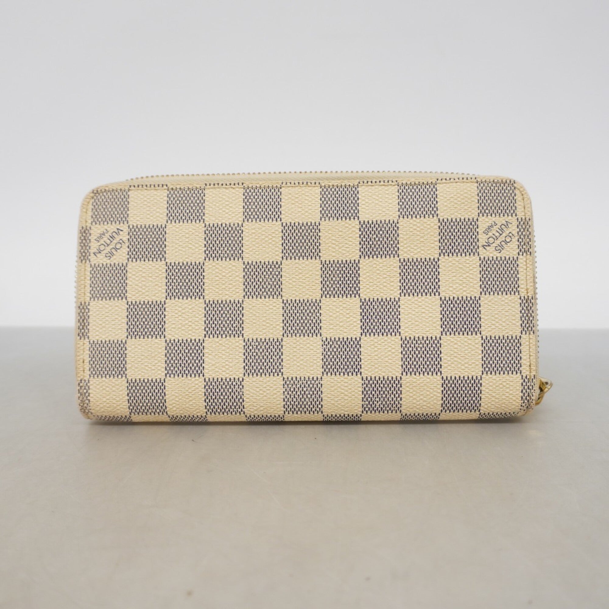 Louis Vuitton White Long Wallet (Bi-Fold) (Pre-Owned)