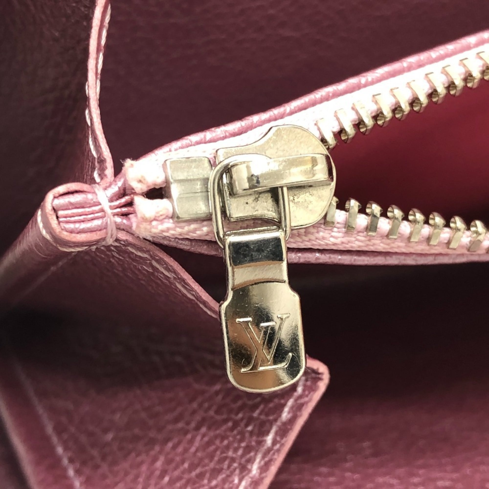 Louis Vuitton Metallic Pink Leather Long Wallet (Bi-Fold) (Pre-Owned)