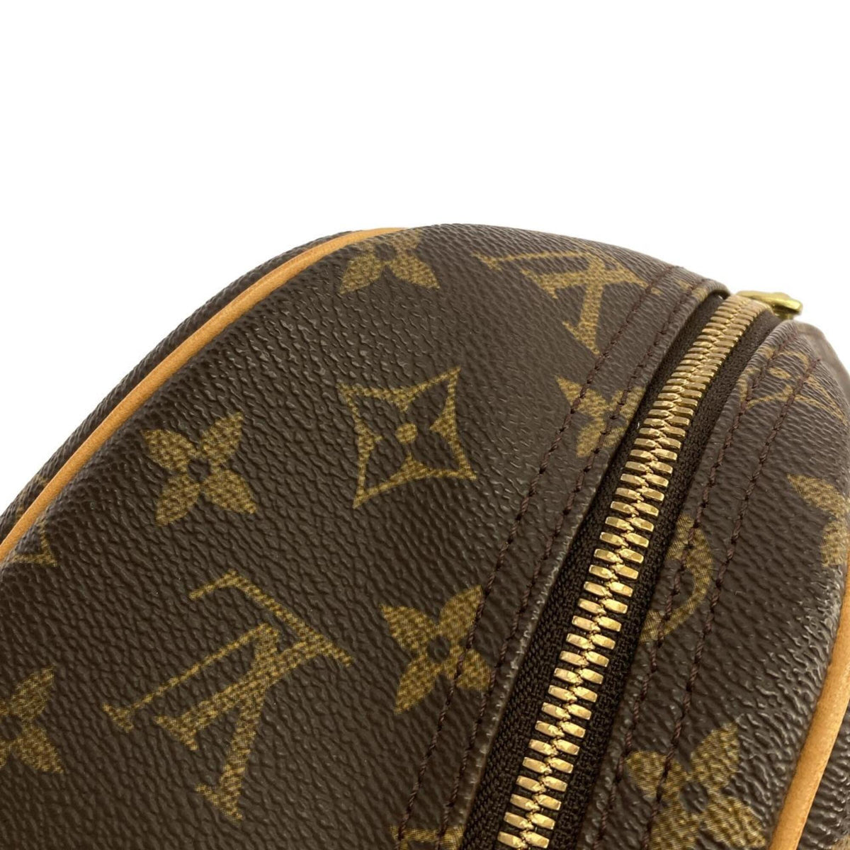Louis Vuitton Marron Coated Canvas Handbag (Pre-Owned)