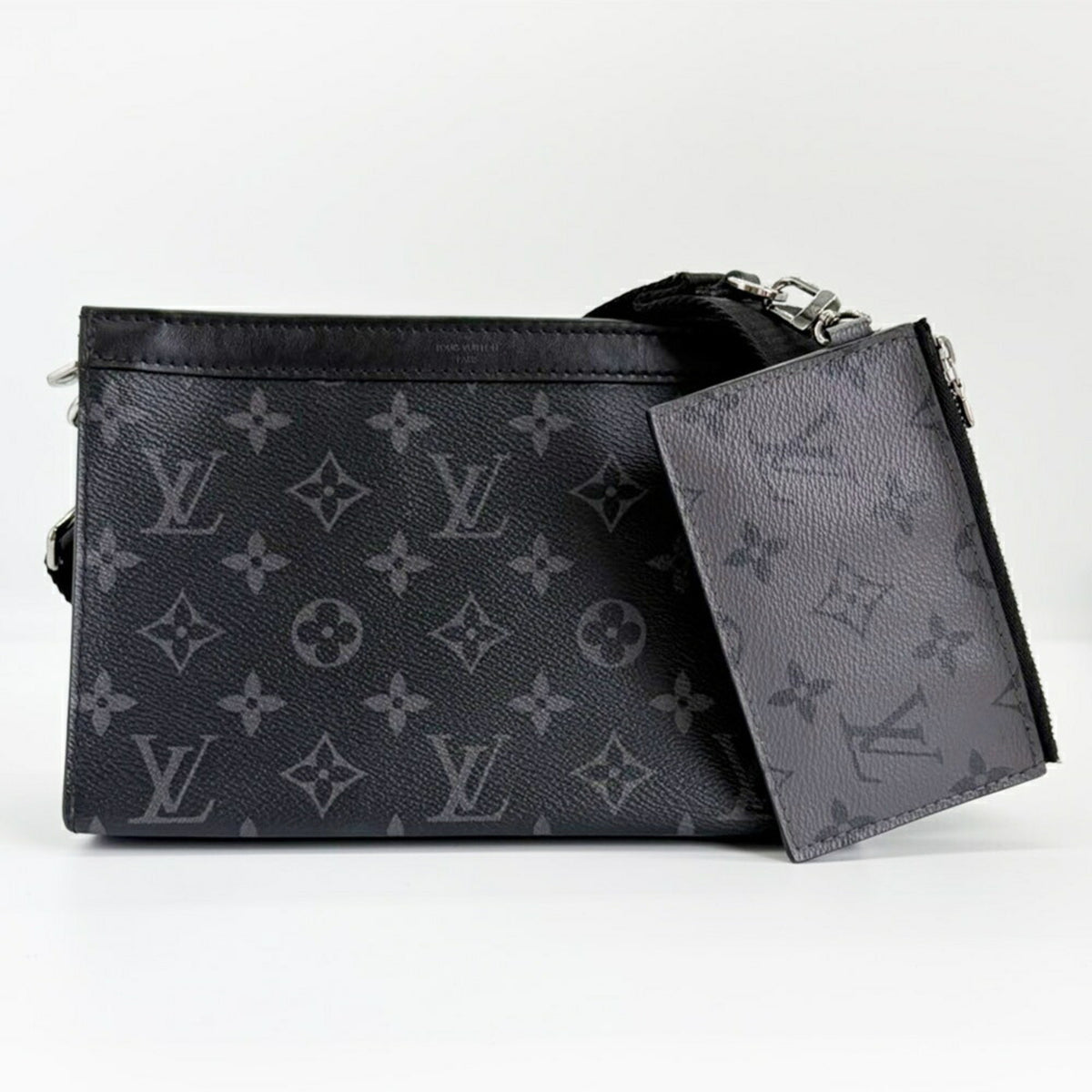 Louis Vuitton Monogram Eclipse Canvas Coin Purse/Coin Case (Pre-Owned)
