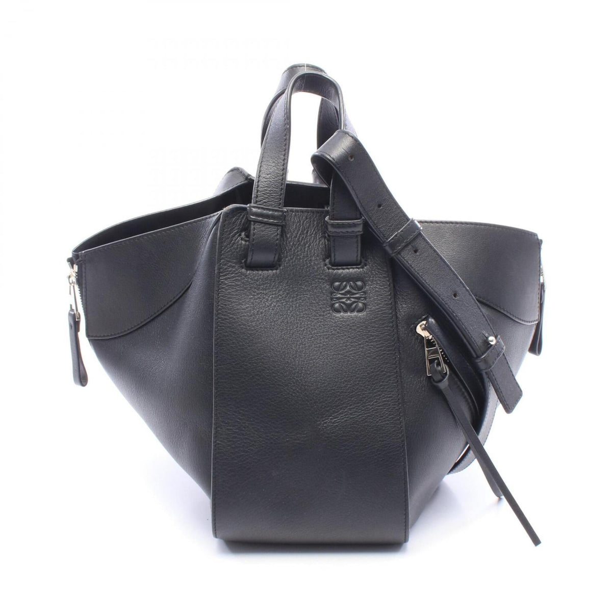 Loewe Black Leather Handbag (Pre-Owned)